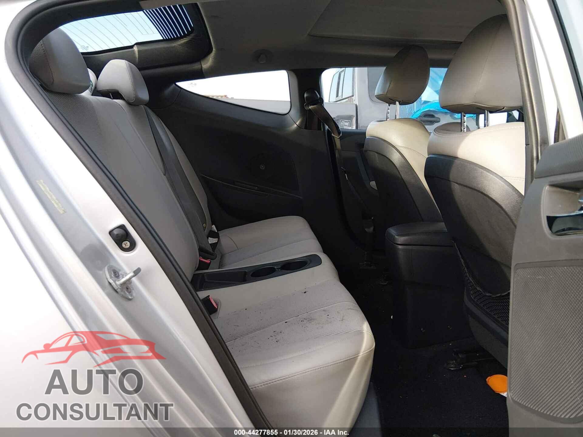 HYUNDAI VELOSTER 2012 - KMHTC6AD3CU069637