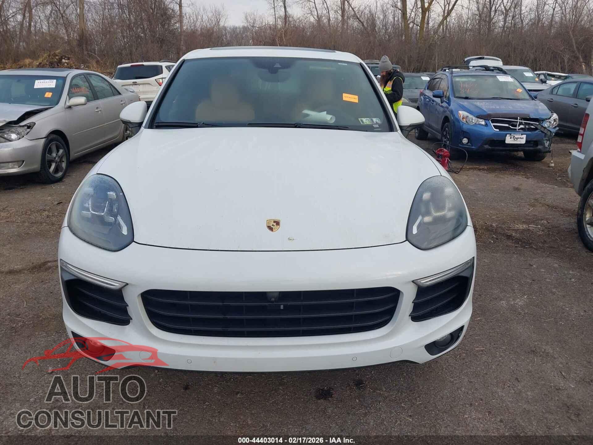 PORSCHE CAYENNE 2016 - WP1AA2A23GLA09960