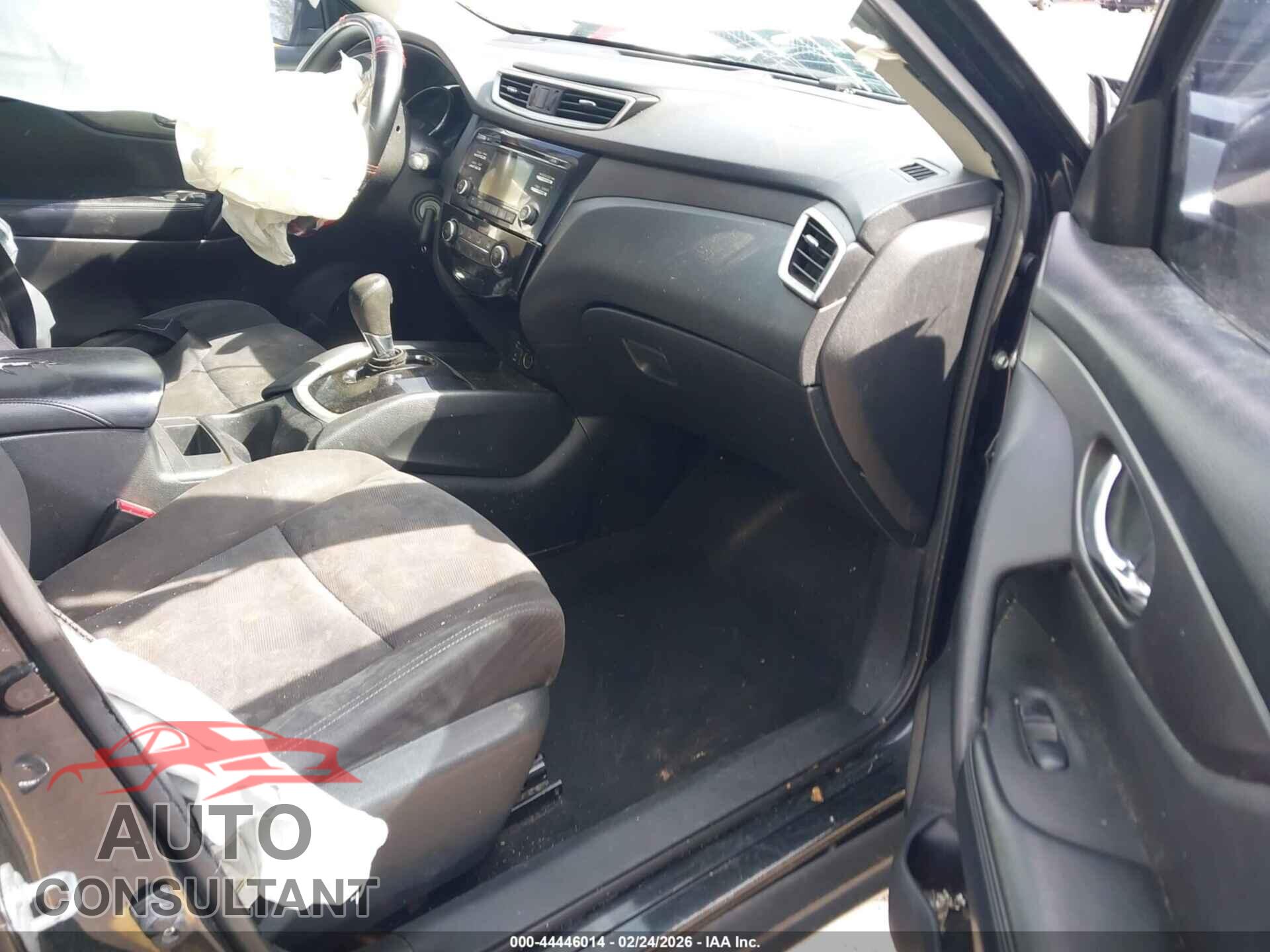 NISSAN ROGUE 2016 - KNMAT2MT8GP712687