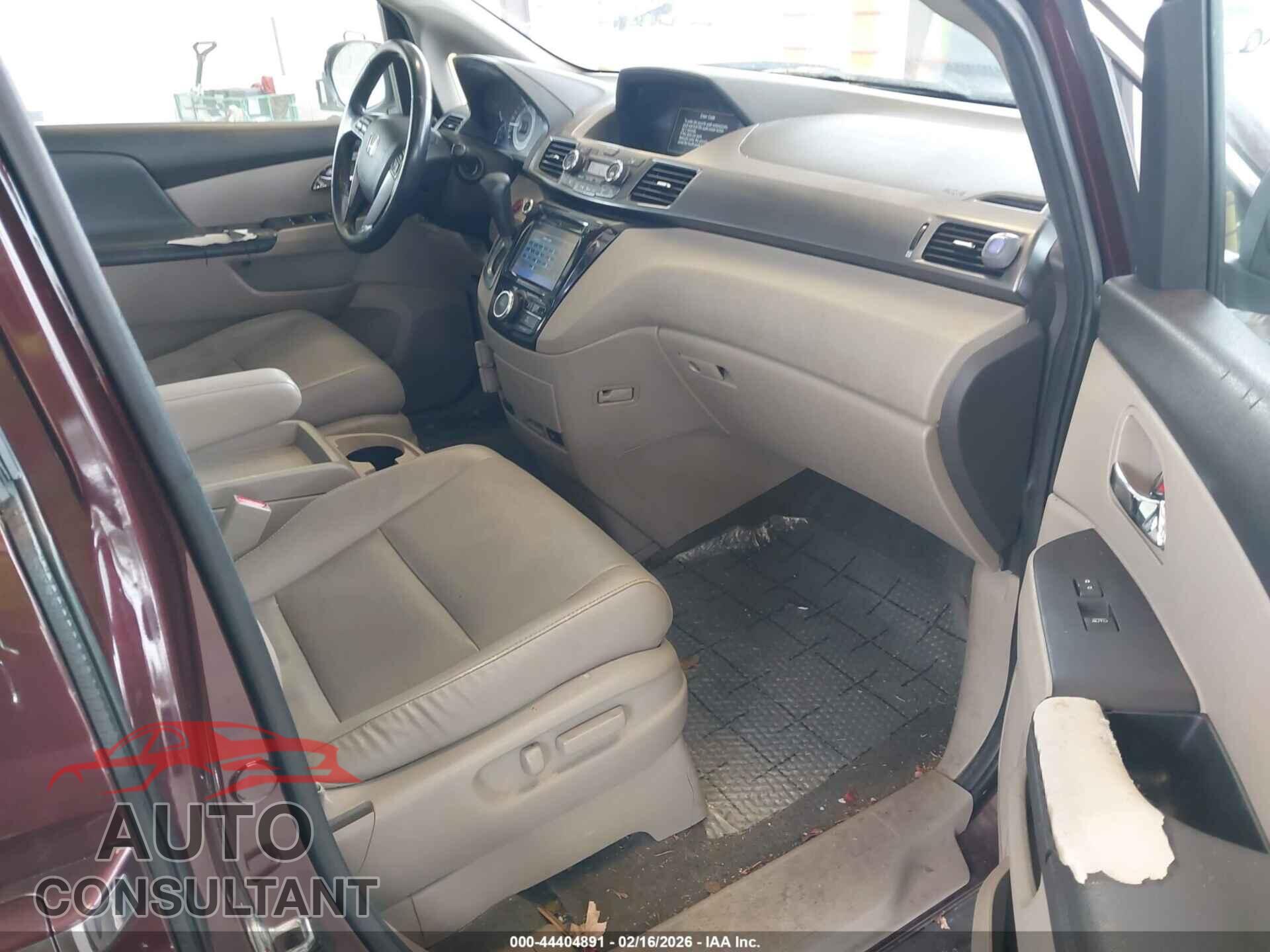 HONDA ODYSSEY 2014 - 5FNRL5H63EB028310