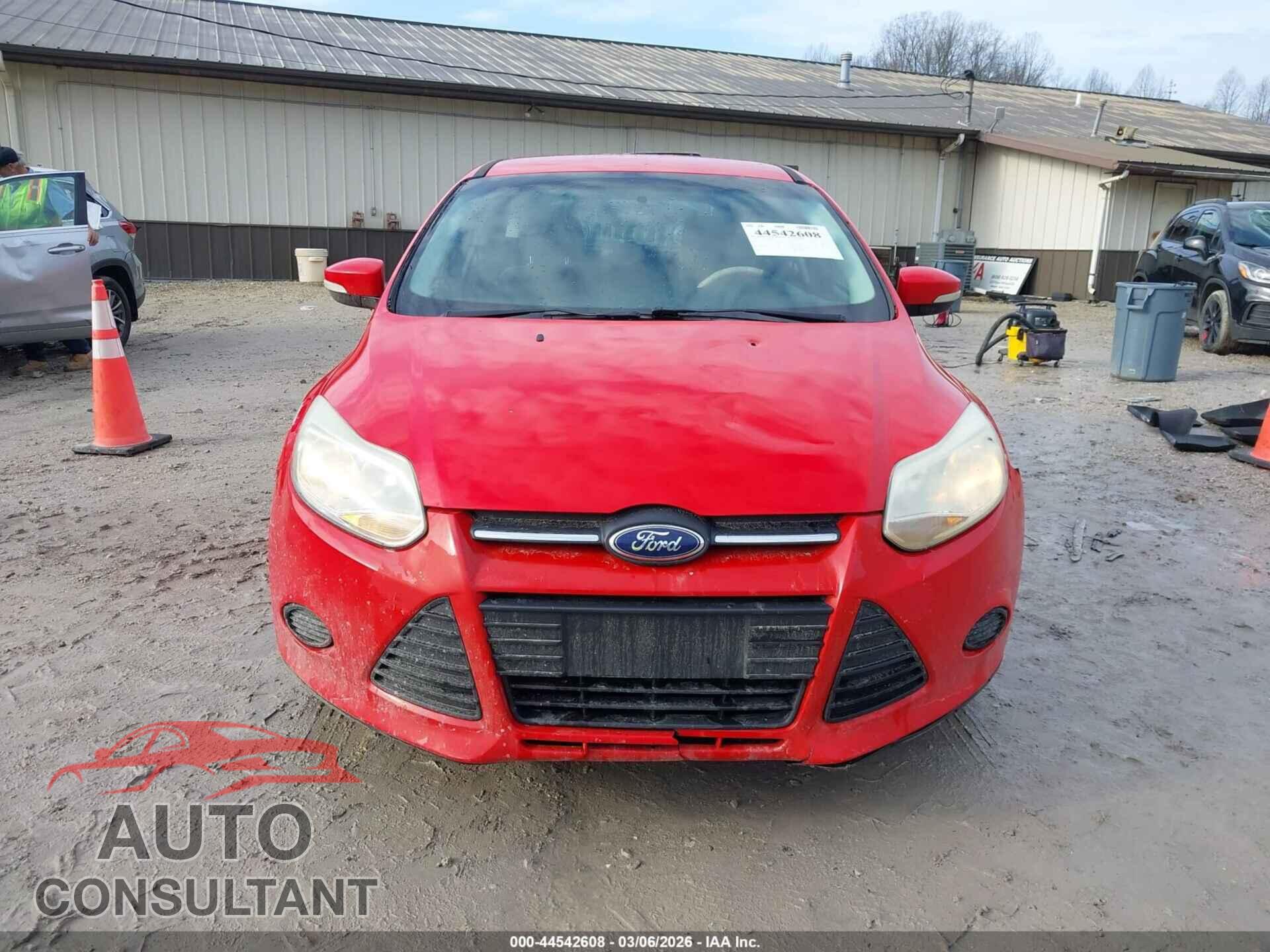 FORD FOCUS 2014 - 1FADP3K20EL273075