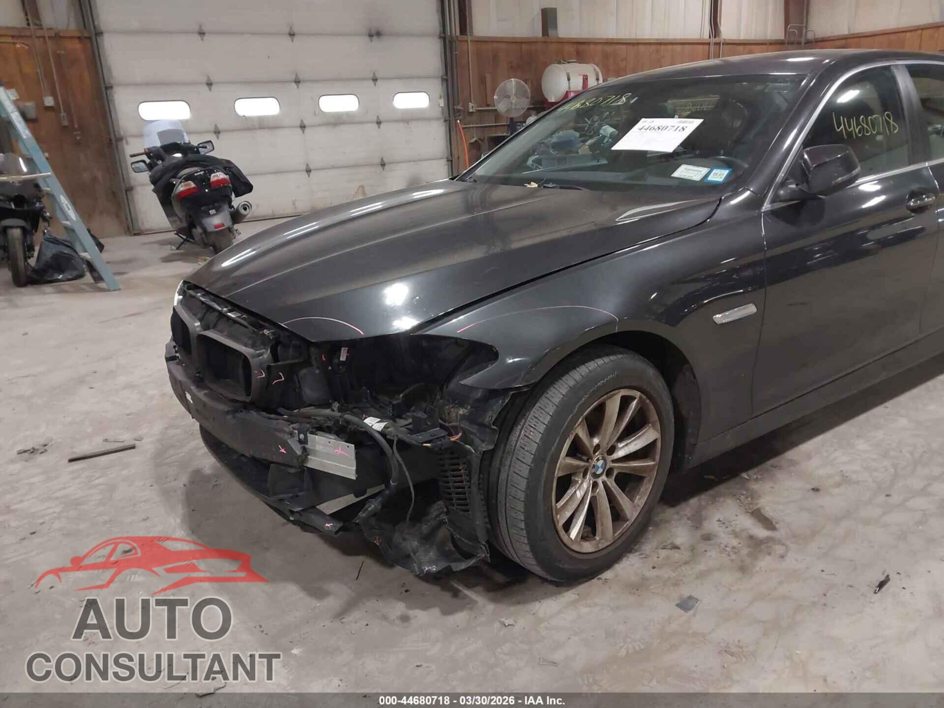 BMW 528I 2015 - WBA5A7C5XFG143098