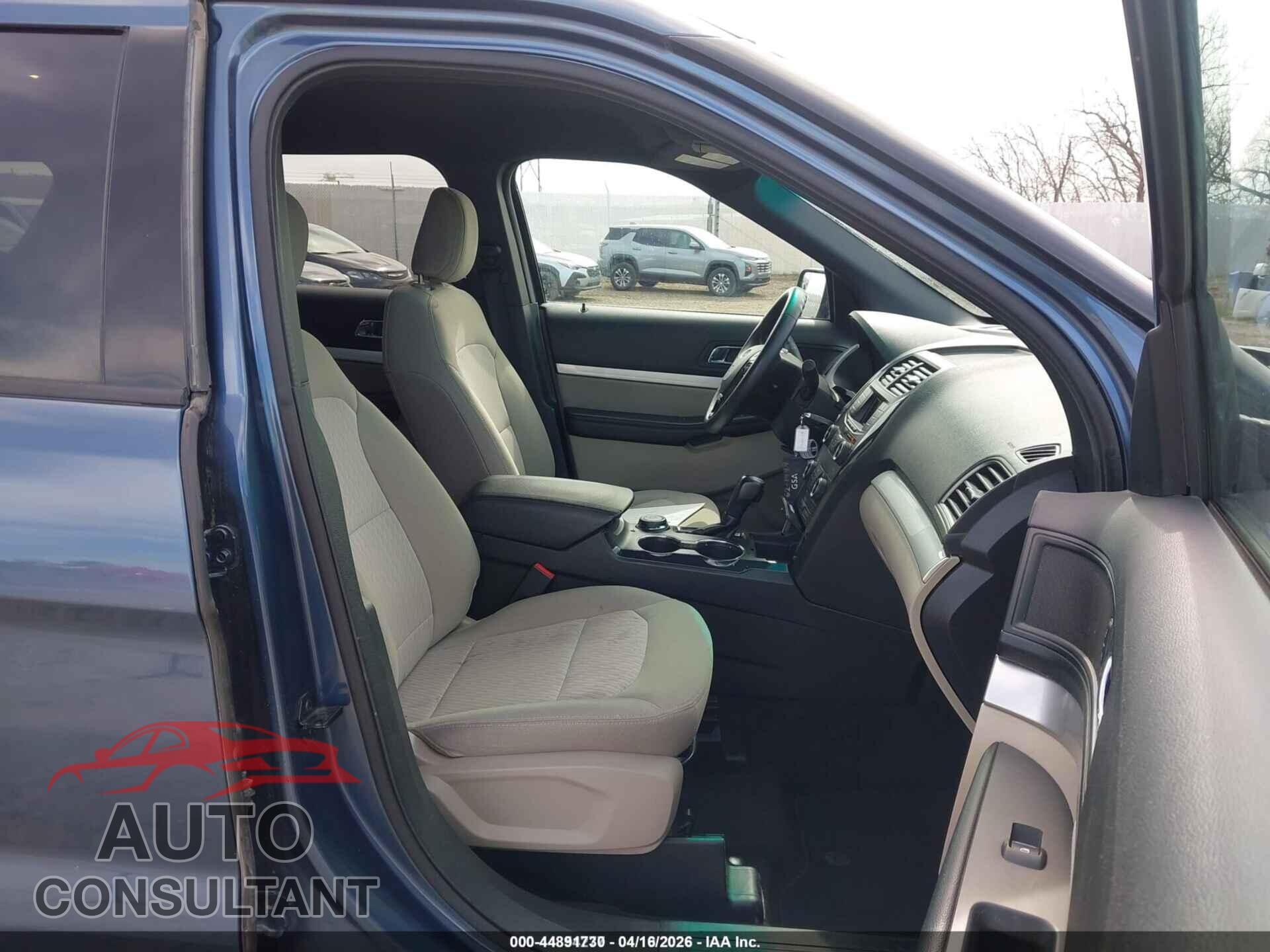 FORD EXPLORER 2018 - 1FM5K8B81JGB95239