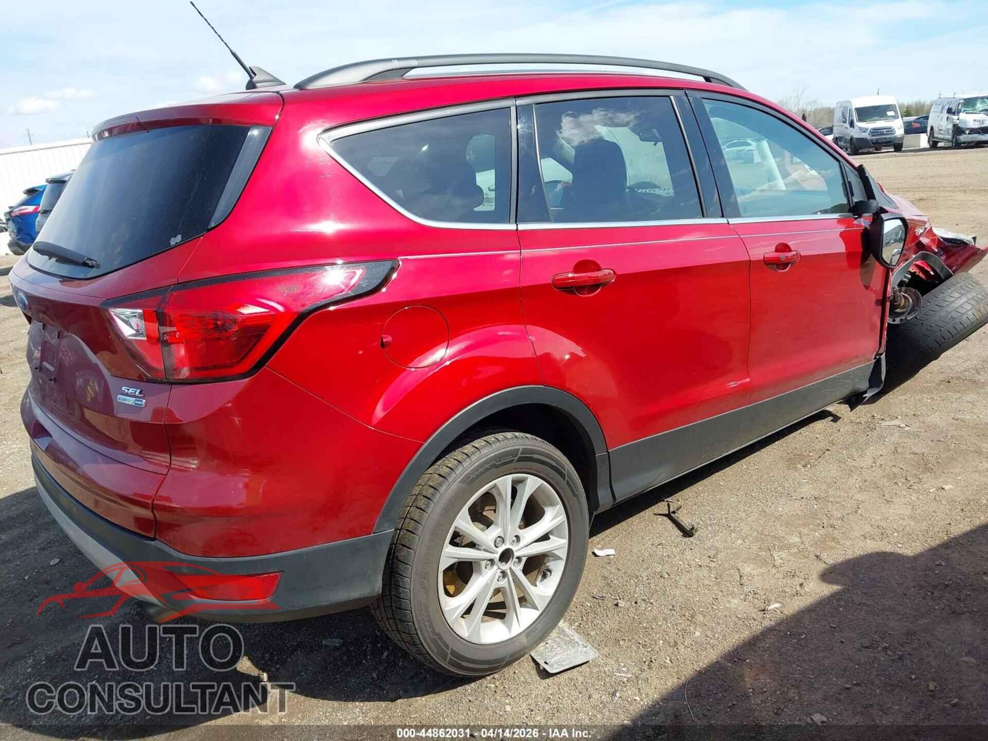 FORD ESCAPE 2019 - 1FMCU9HD2KUC50716