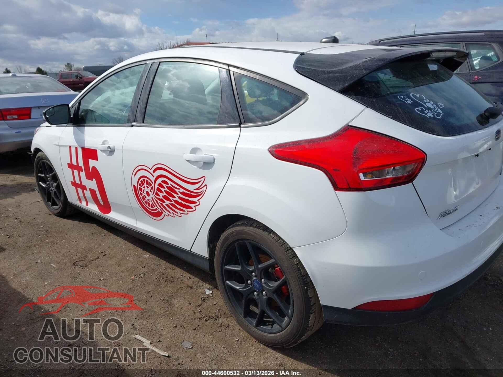 FORD FOCUS 2016 - 1FADP3K29GL327122