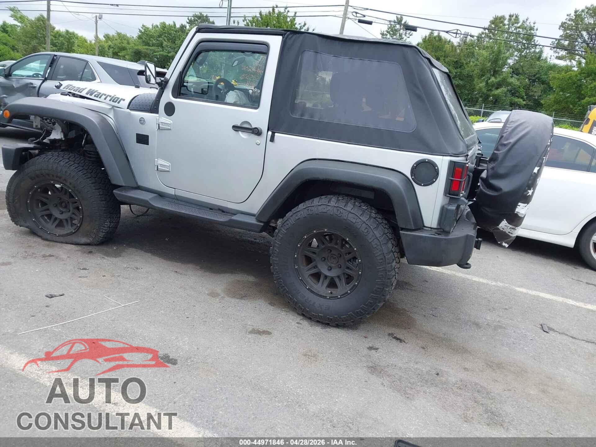 JEEP WRANGLER 2011 - 1J4AA2D17BL545303
