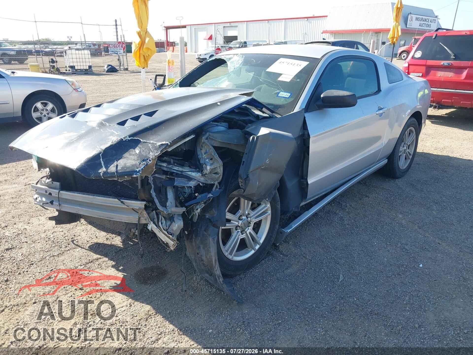 FORD MUSTANG 2014 - 1ZVBP8AM4E5211908