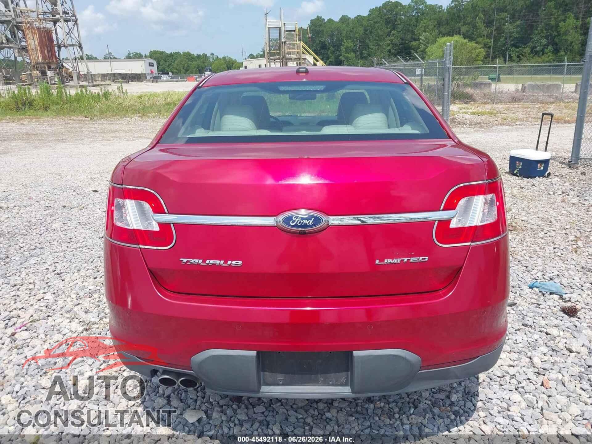 FORD TAURUS 2011 - 1FAHP2FW5BG155844
