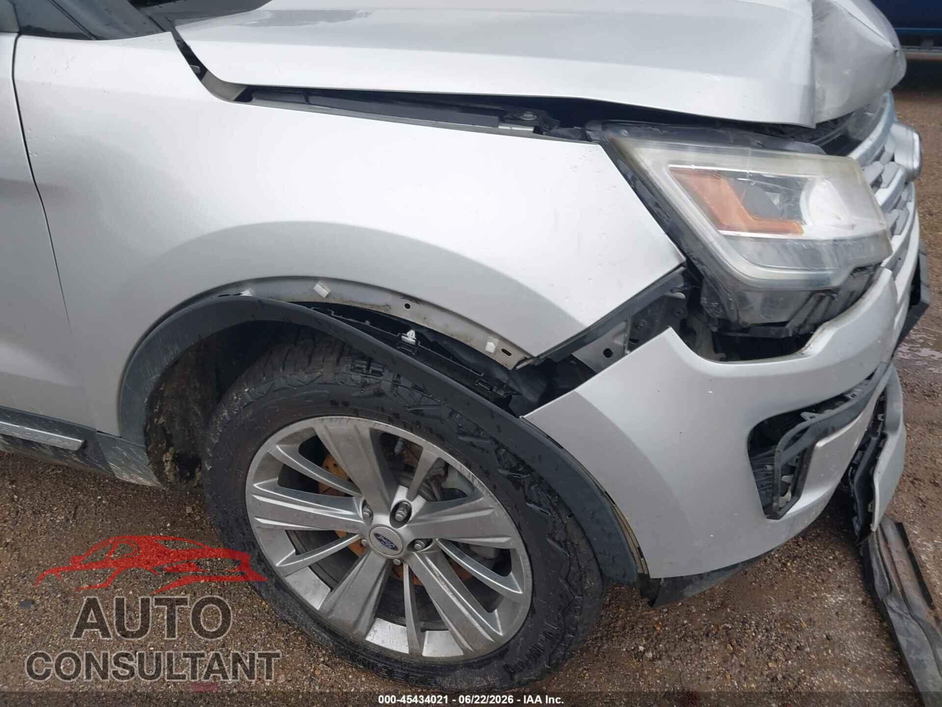 FORD EXPLORER 2018 - 1FM5K7F8XJGB57674