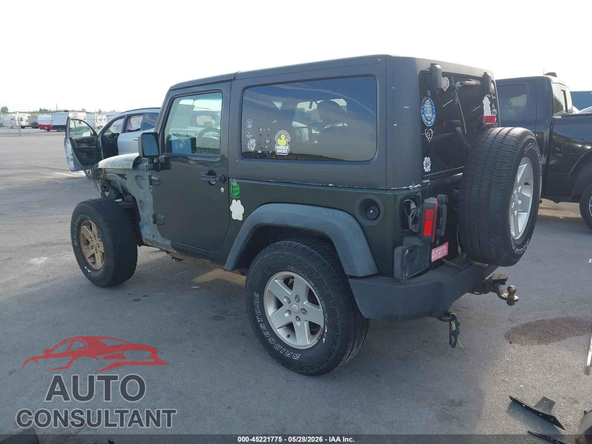 JEEP WRANGLER 2011 - 1J4AA2D18BL570128