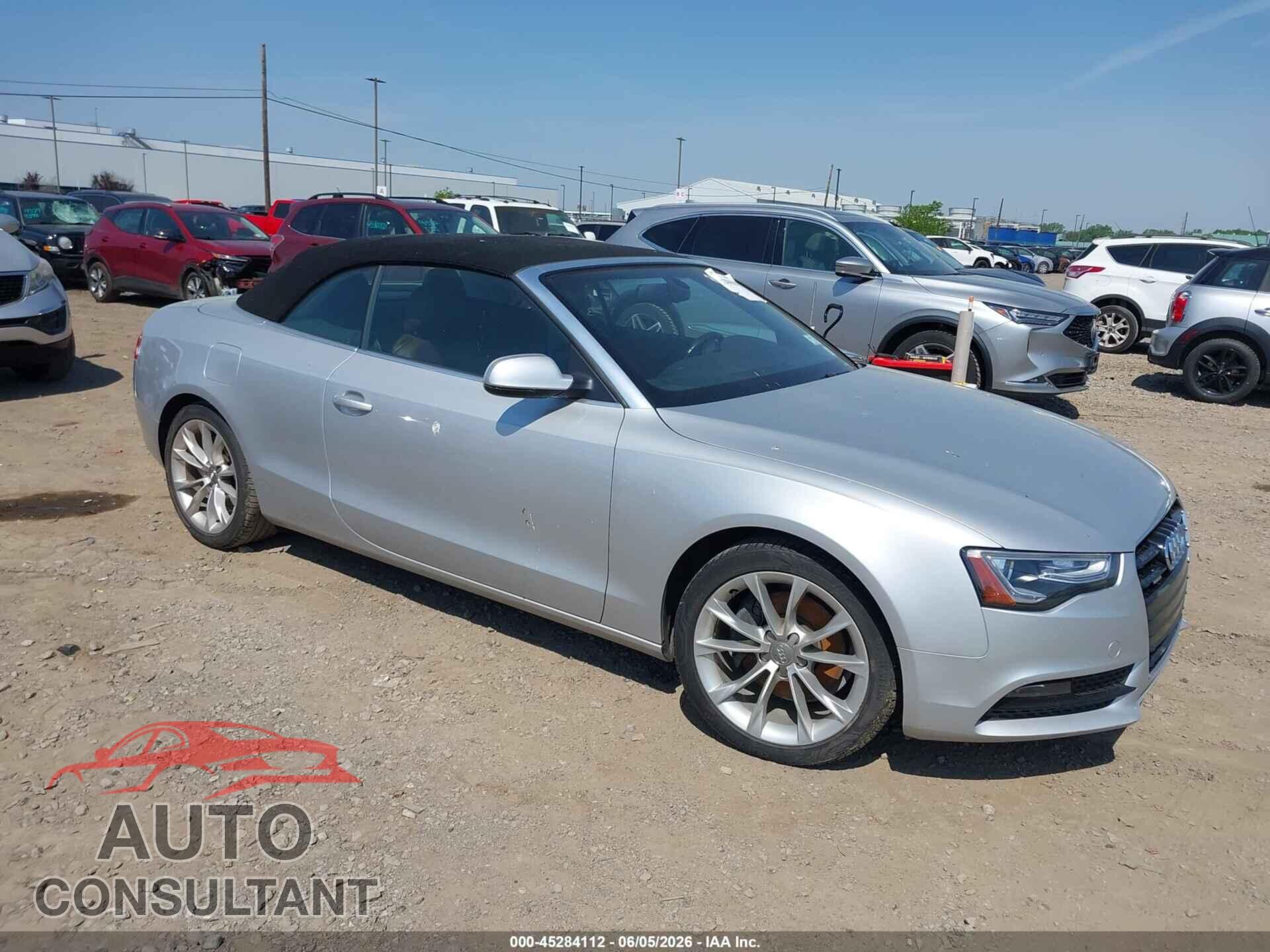 AUDI A5 2013 - WAULFAFH7DN015938