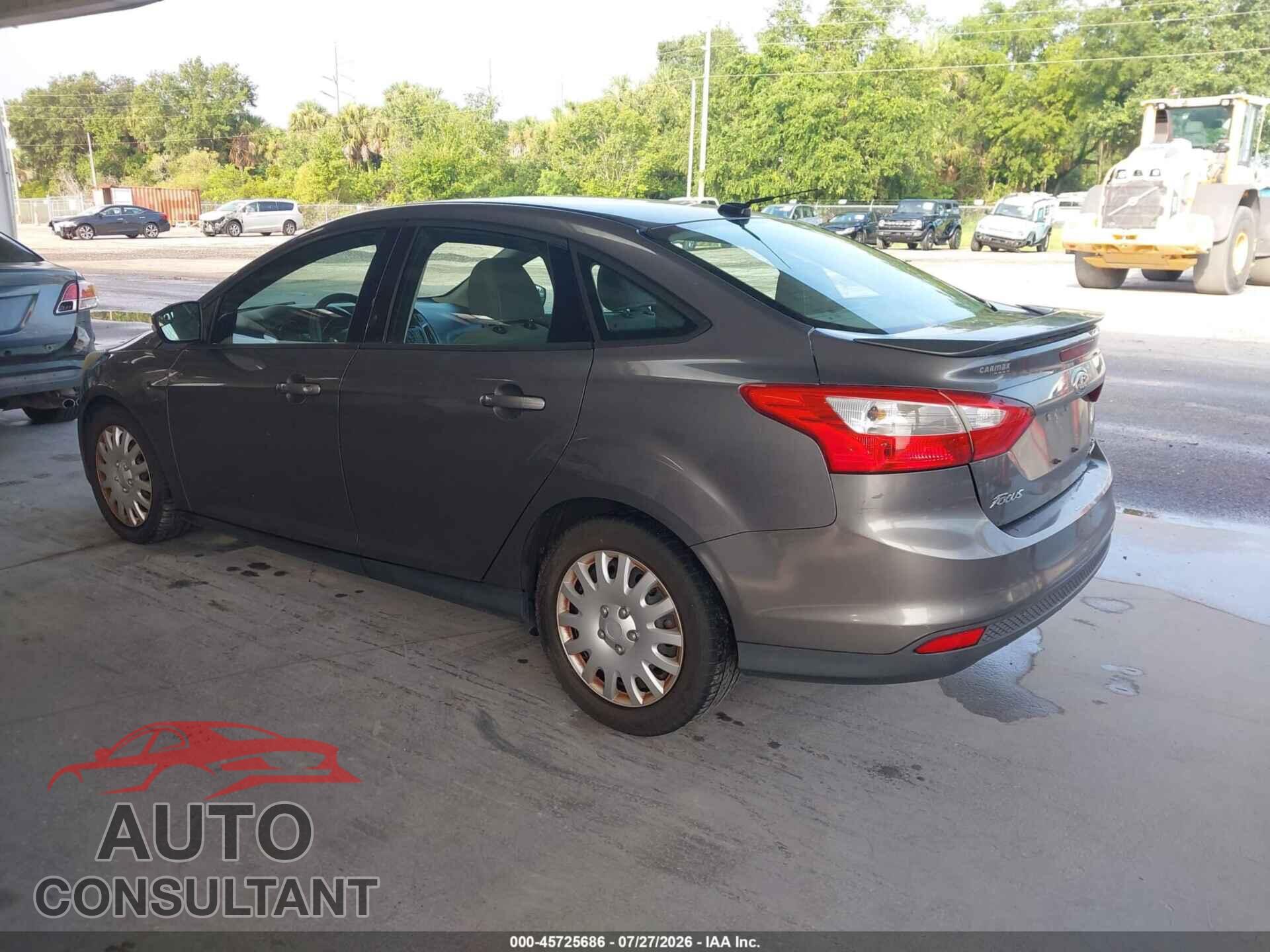 FORD FOCUS 2013 - 1FADP3F22DL321443
