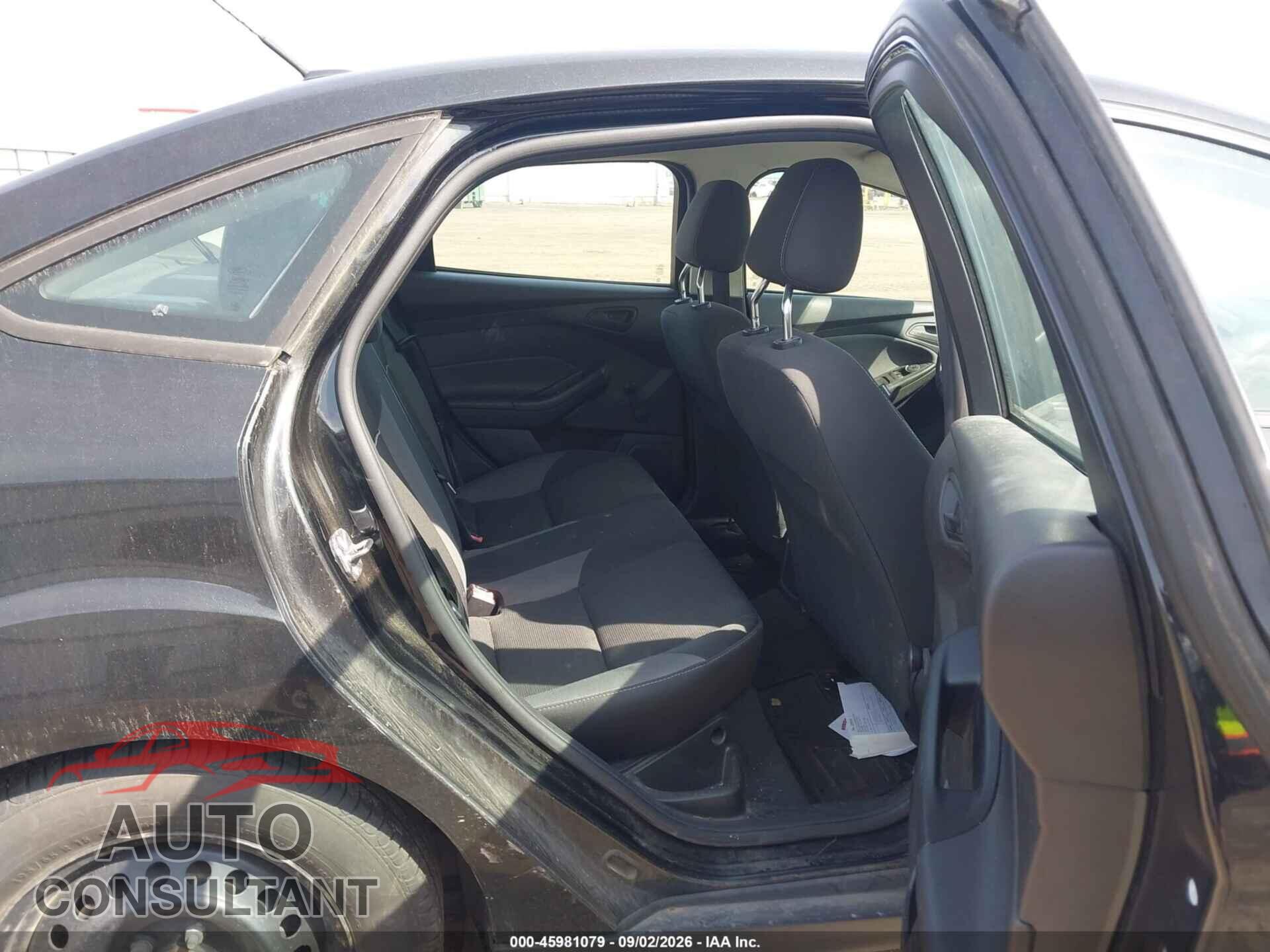 FORD FOCUS 2014 - 1FADP3E20EL248429
