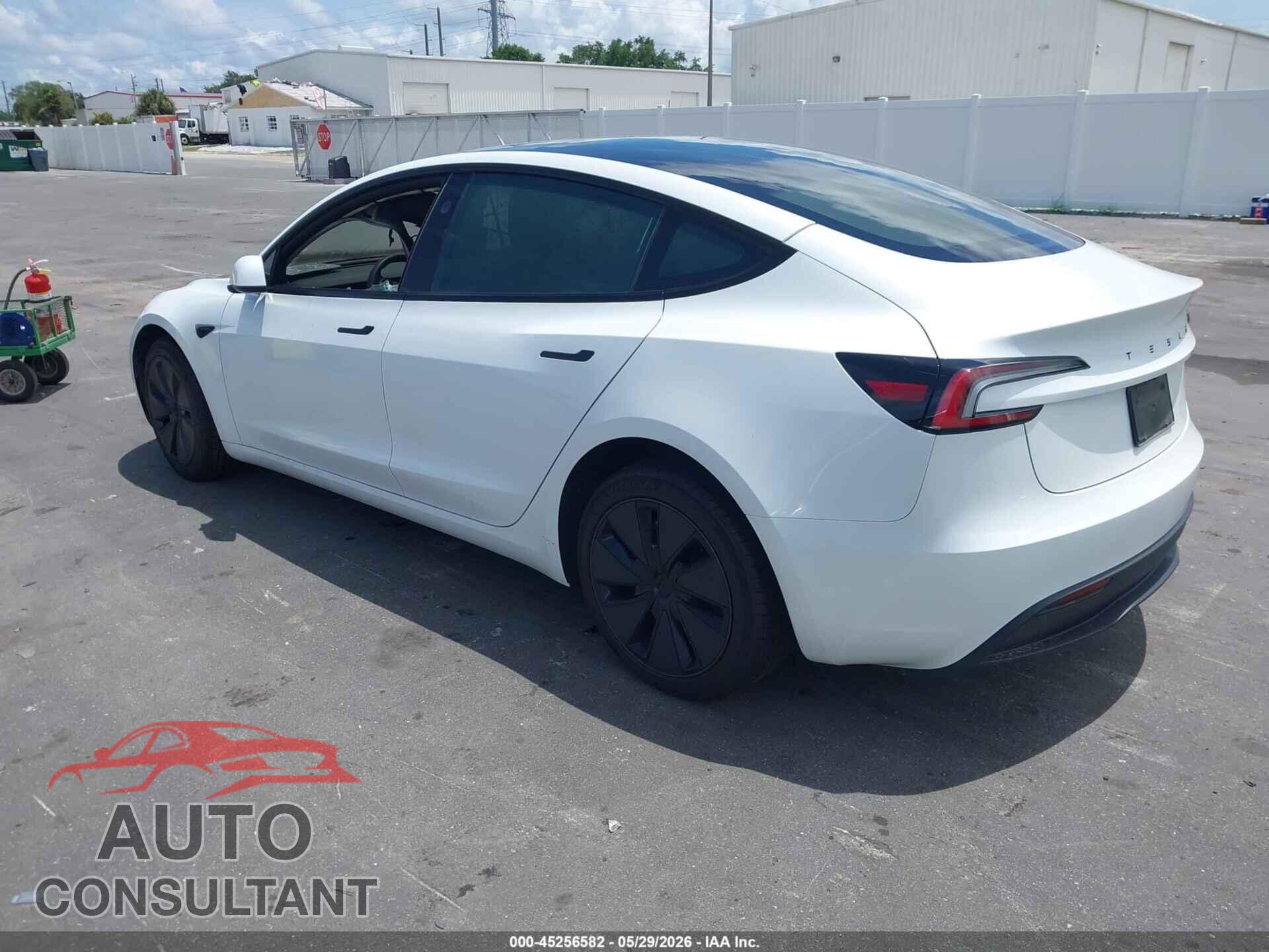 TESLA MODEL 3 2026 - 5YJ3E1EA6TF117965