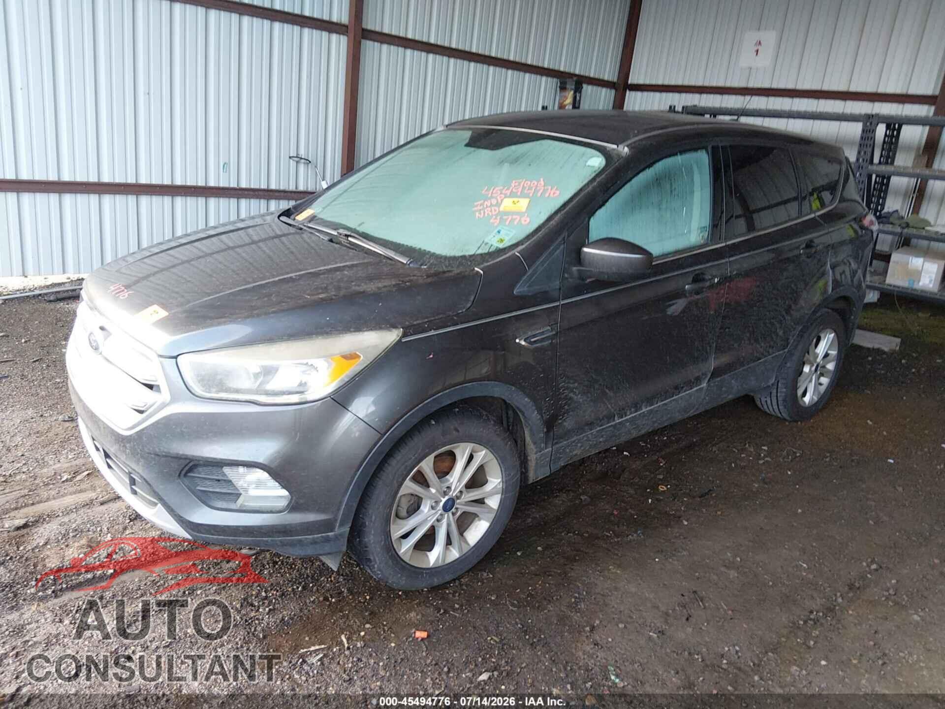 FORD ESCAPE 2017 - 1FMCU0GD8HUC72564