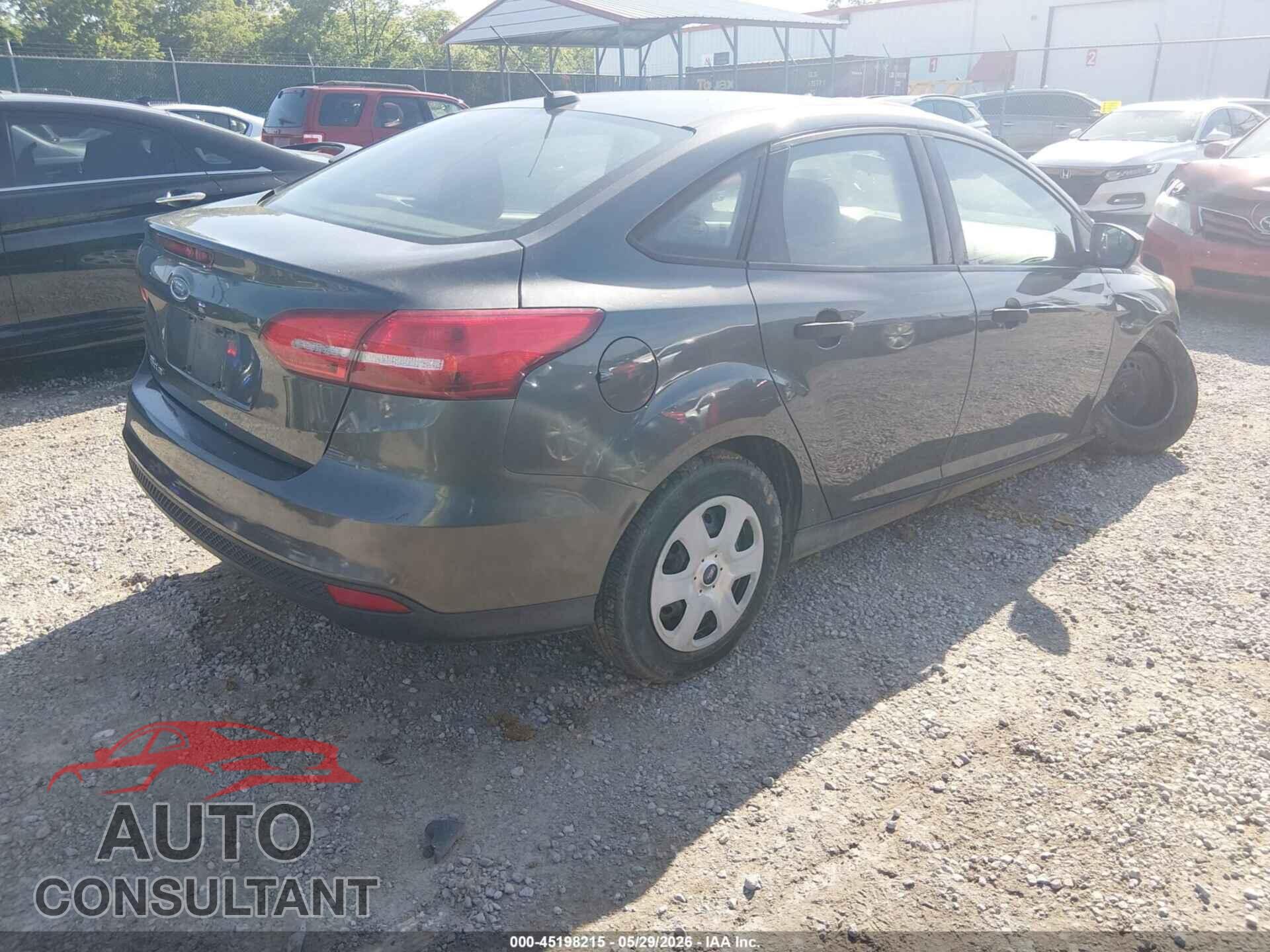 FORD FOCUS 2017 - 1FADP3E27HL330890