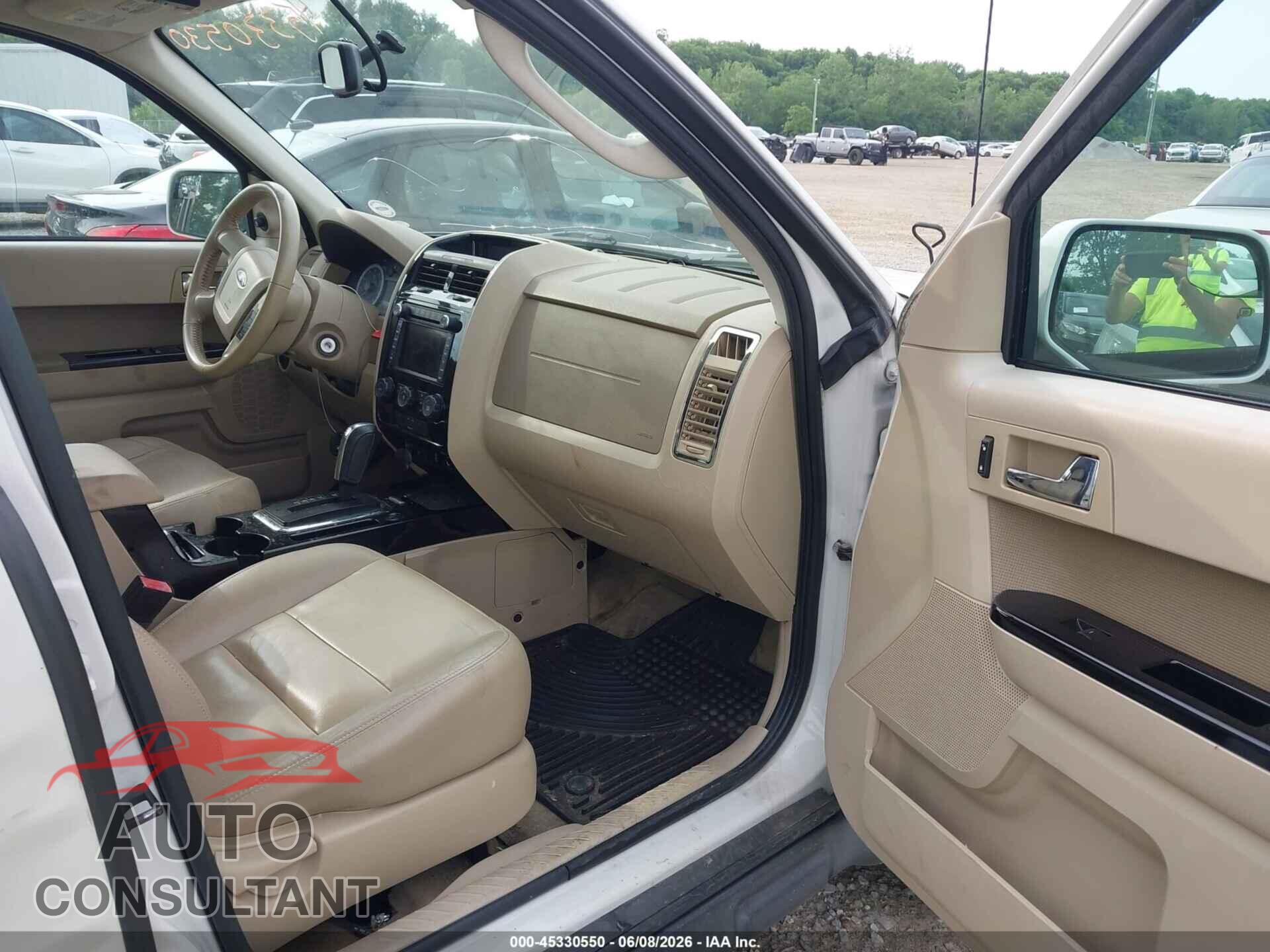 FORD ESCAPE 2011 - 1FMCU0E73BKB02497