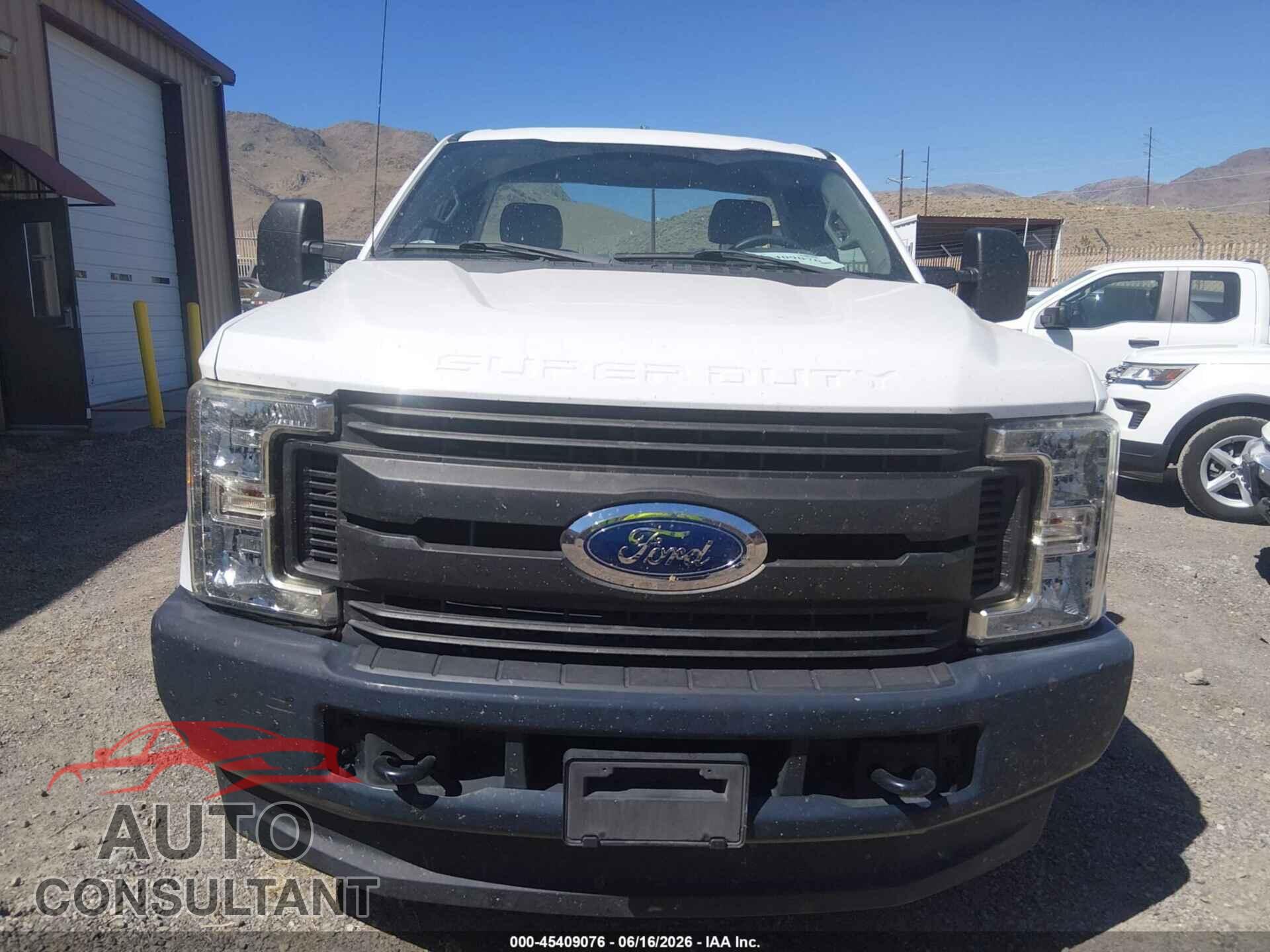 FORD F-250 2017 - 1FDBF2B68HEE28977