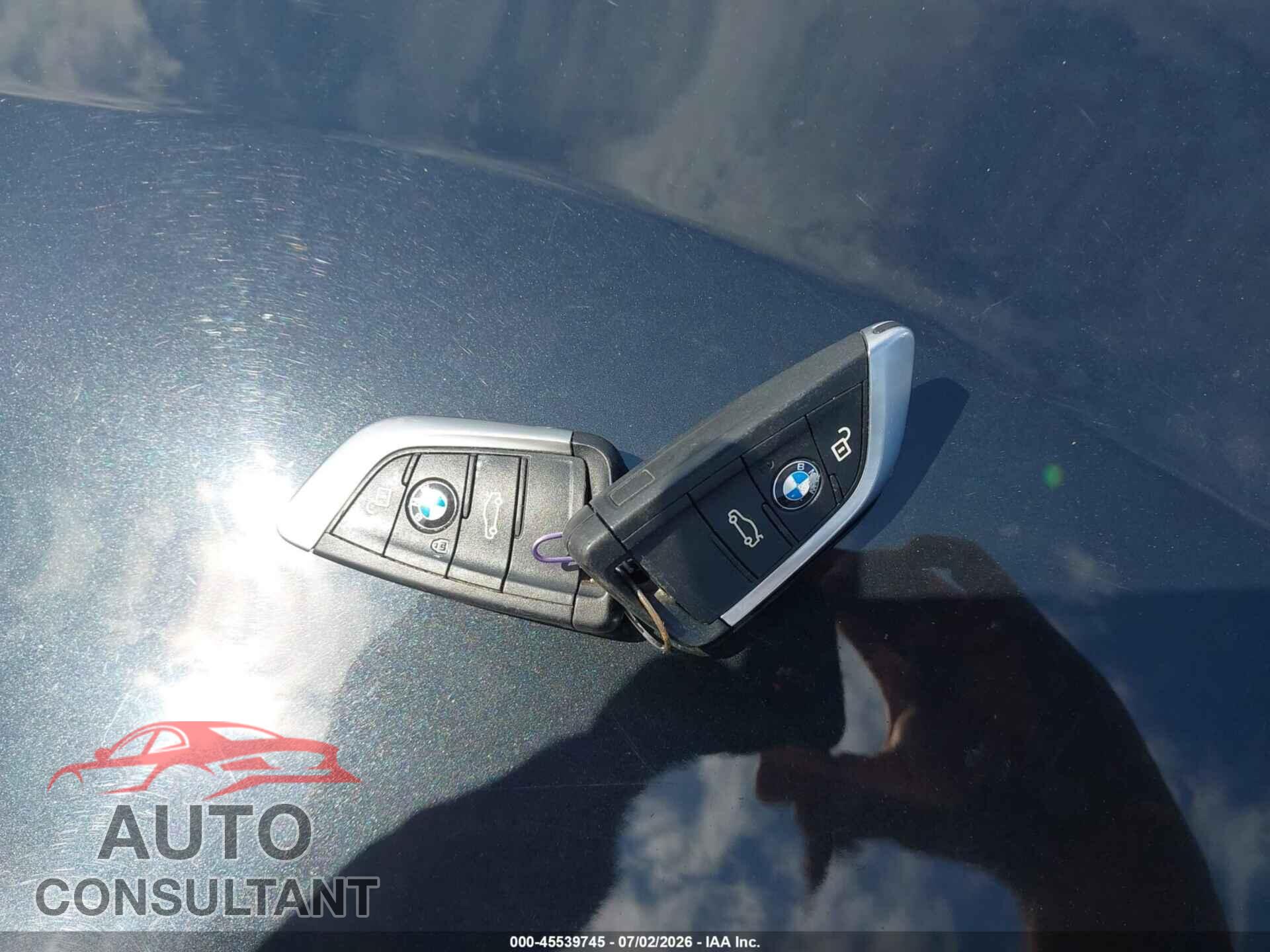 BMW X1 2018 - WBXHT3C39J5F88198