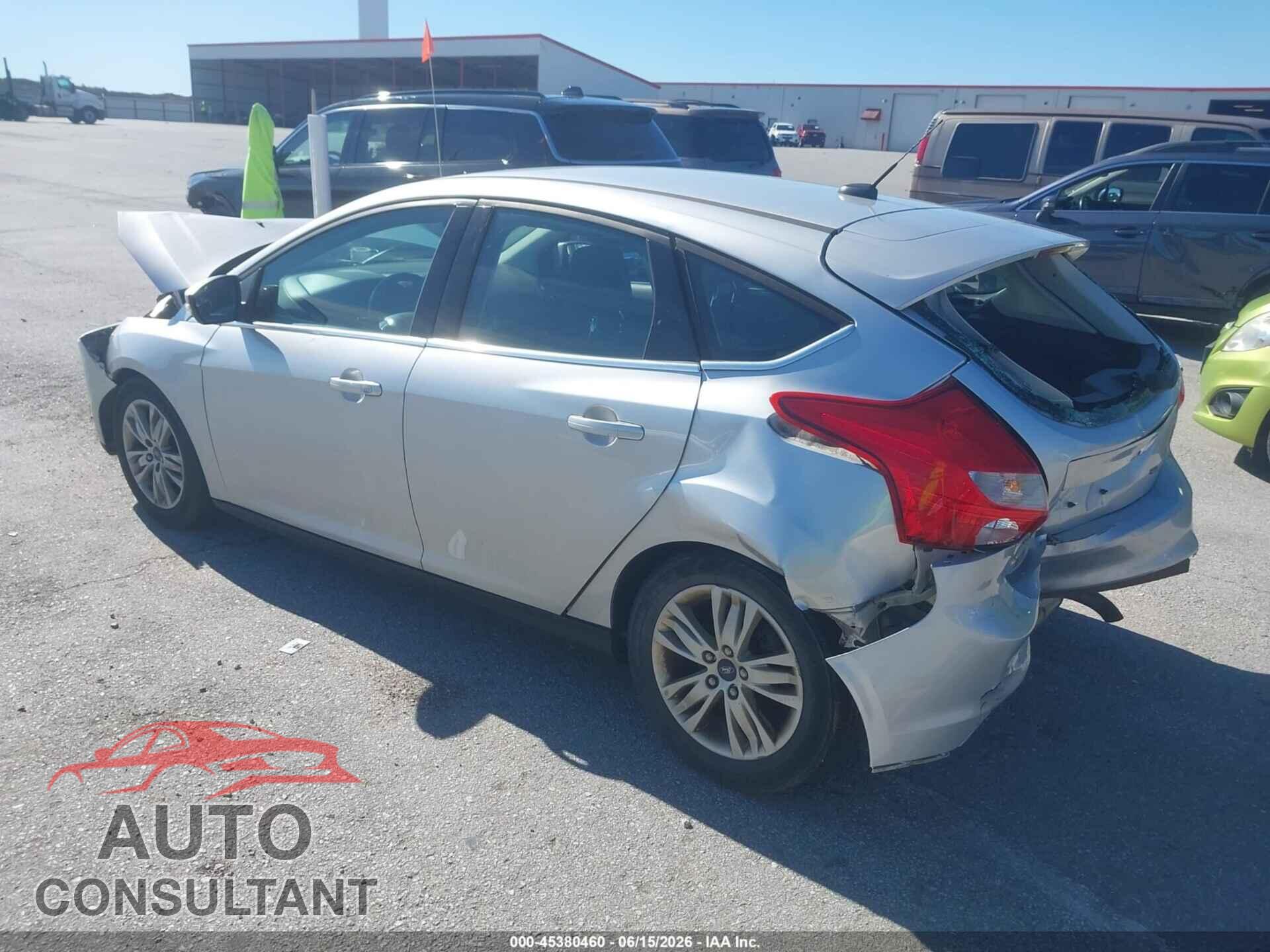 FORD FOCUS 2012 - 1FAHP3M21CL337832