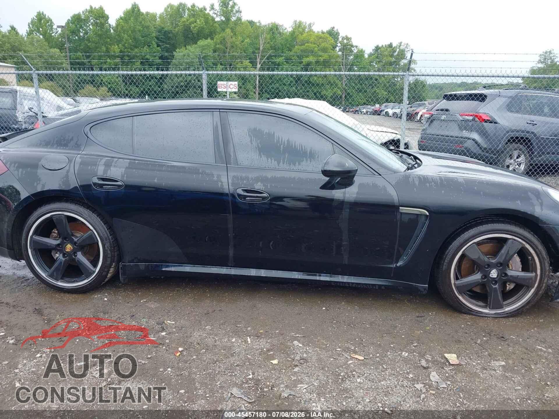 PORSCHE PANAMERA 2015 - WP0AA2A72FL002722