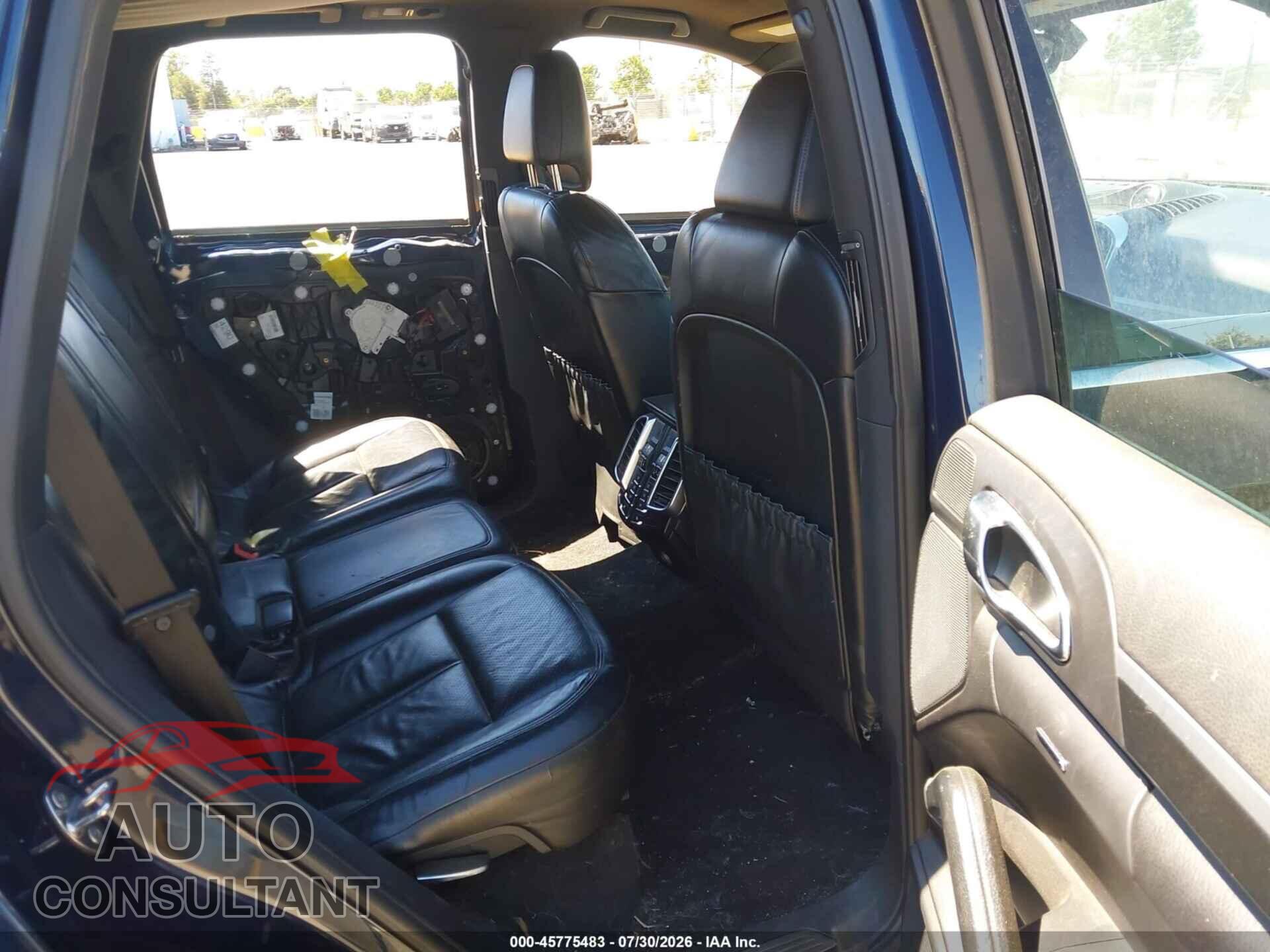 PORSCHE CAYENNE 2012 - WP1AB2A28CLA45120