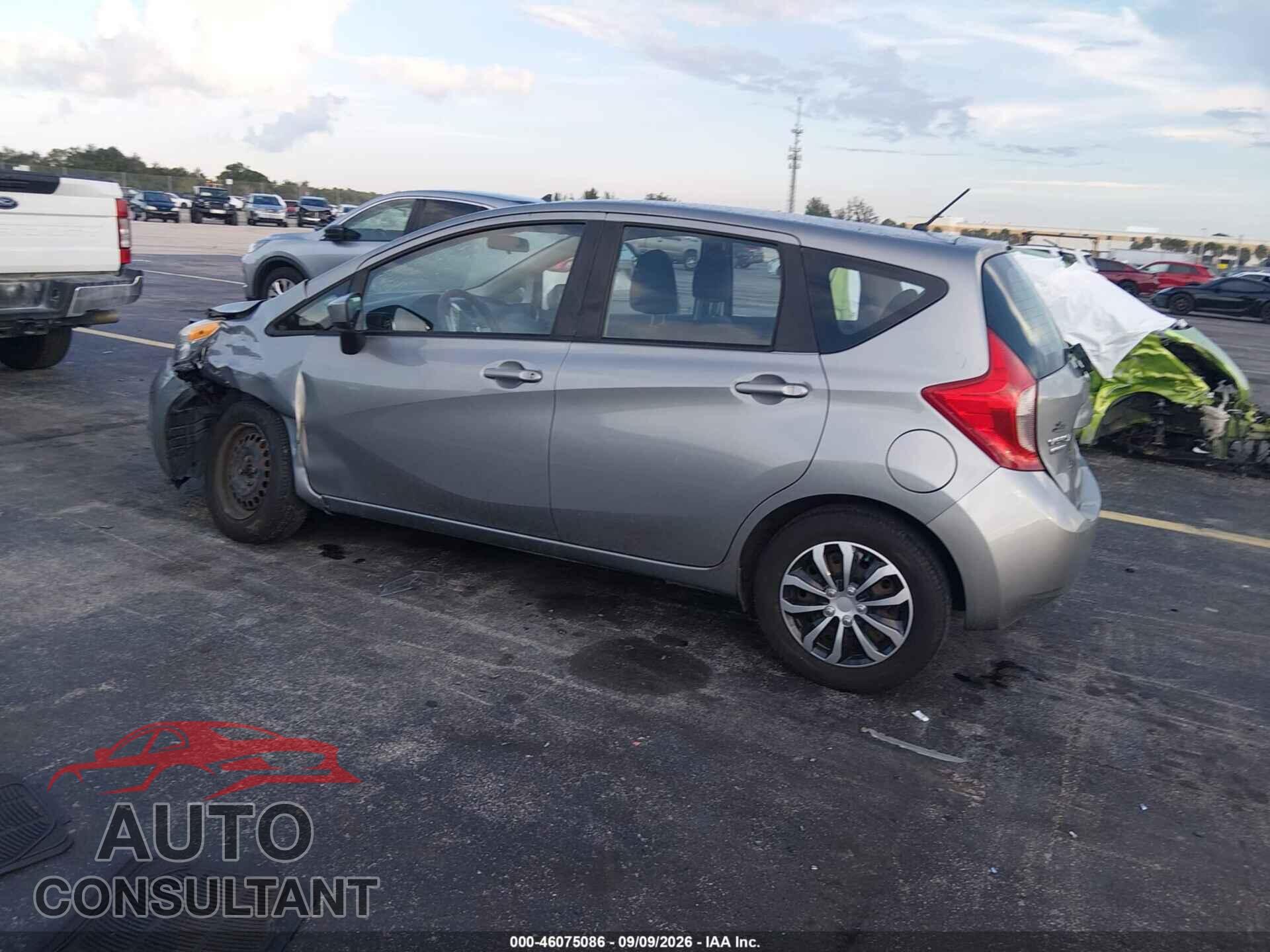 NISSAN VERSA NOTE 2015 - 3N1CE2CP2FL362297