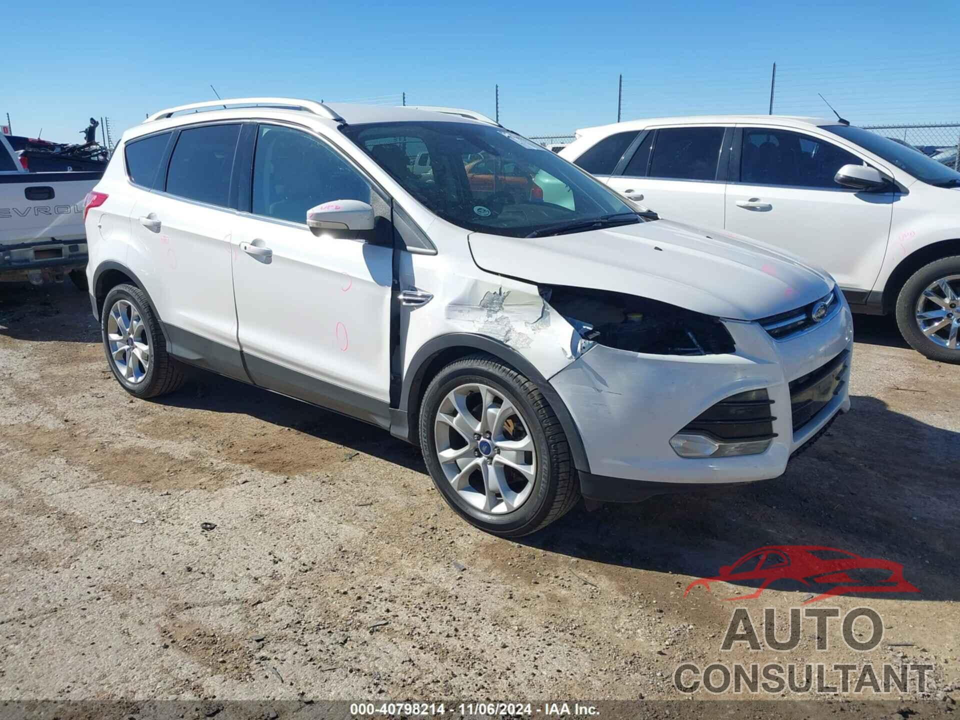 FORD ESCAPE 2016 - 1FMCU0J97GUA97226