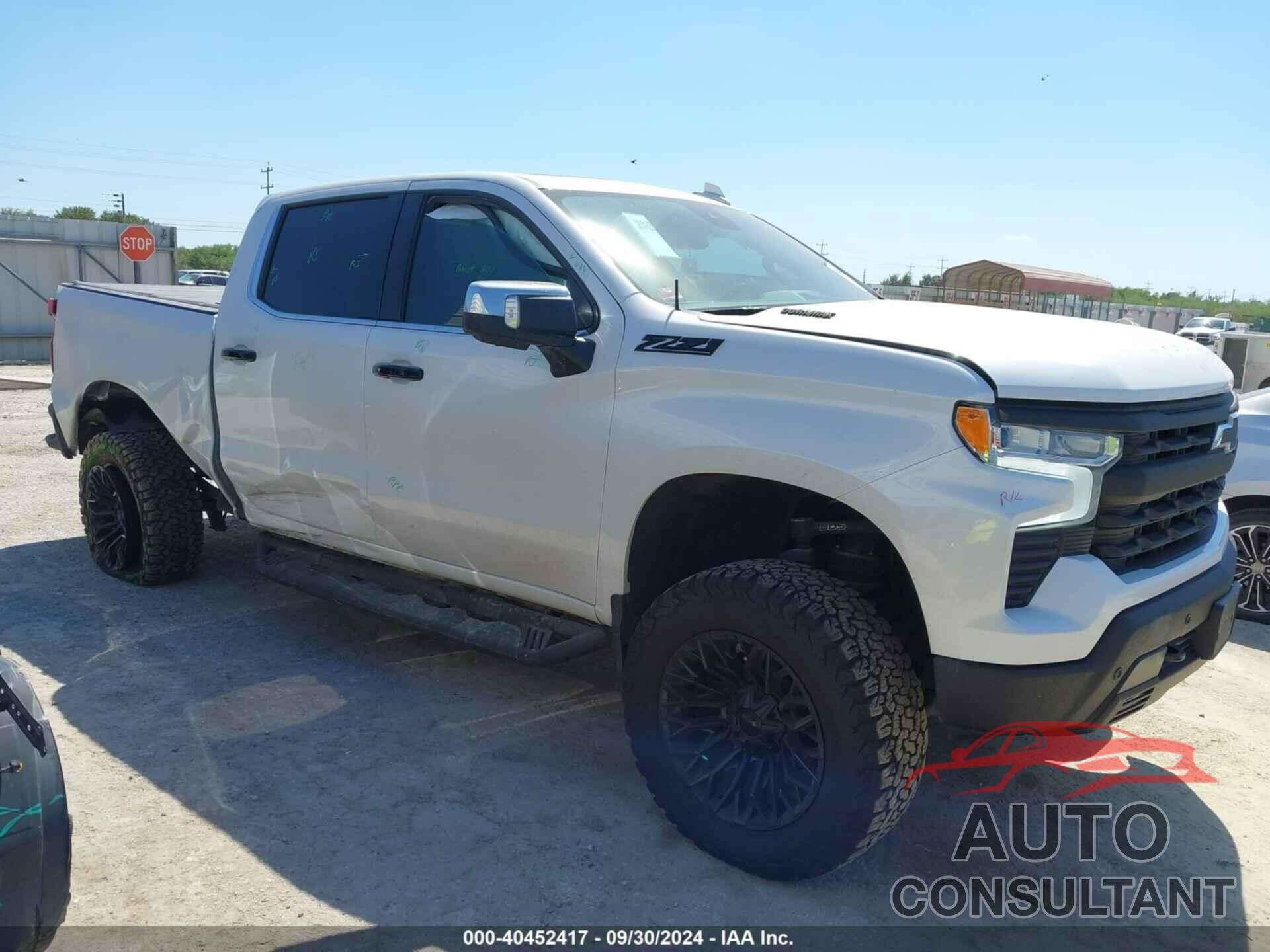 CHEVROLET SILVERADO 2023 - 3GCUDGE82PG267188