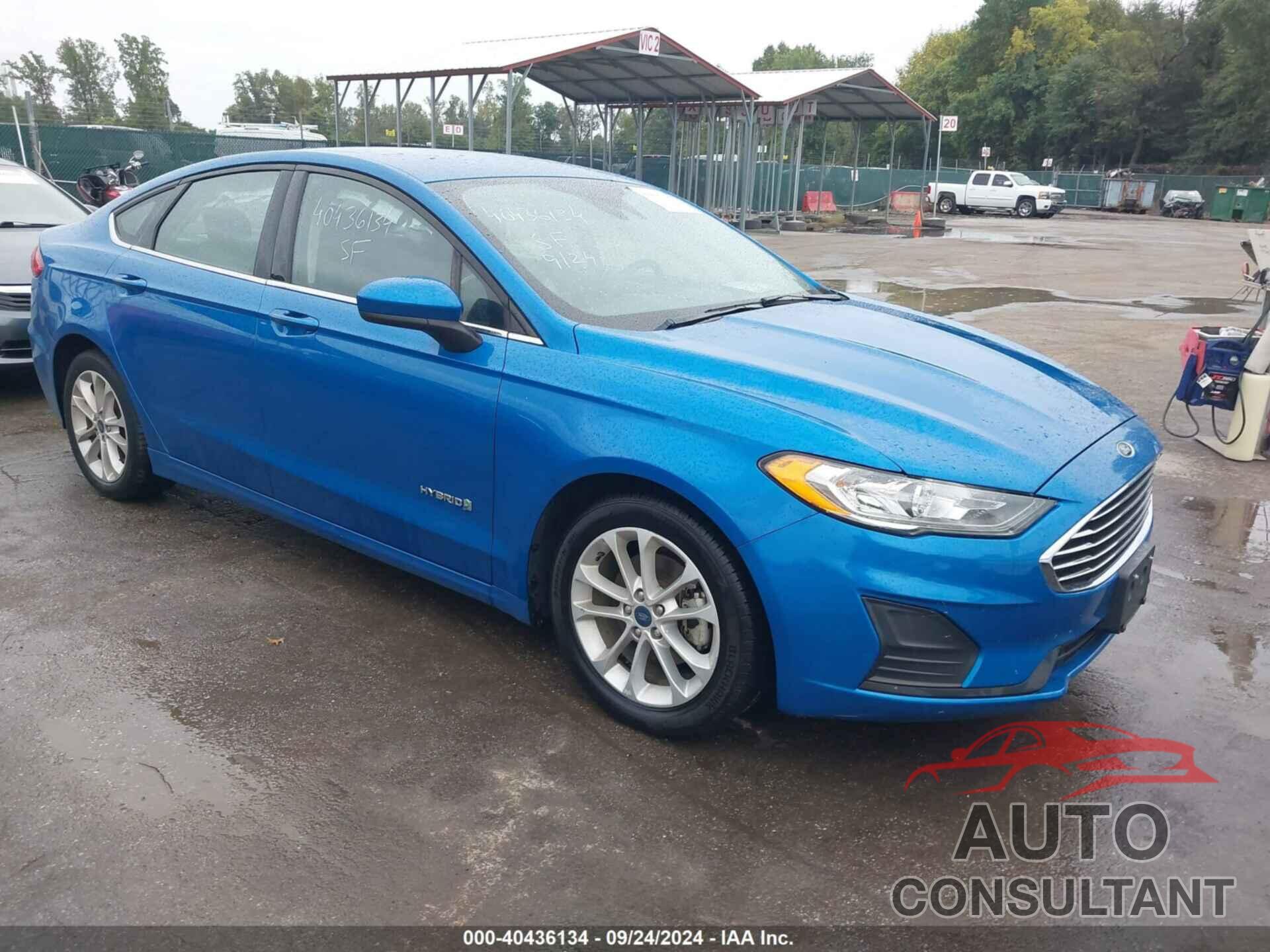FORD FUSION HYBRID 2019 - 3FA6P0LU8KR194354