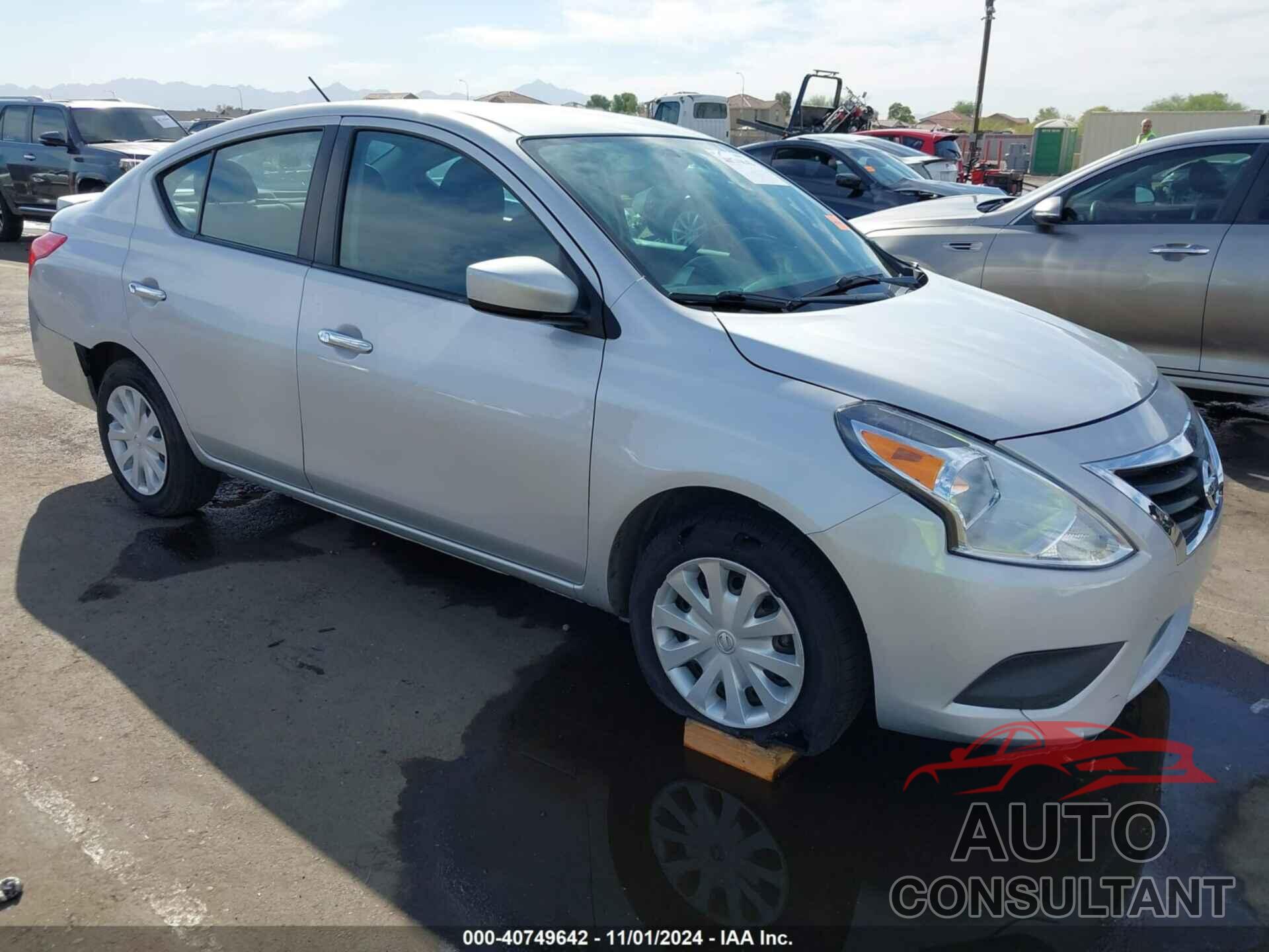 NISSAN VERSA 2018 - 3N1CN7AP9JL876558