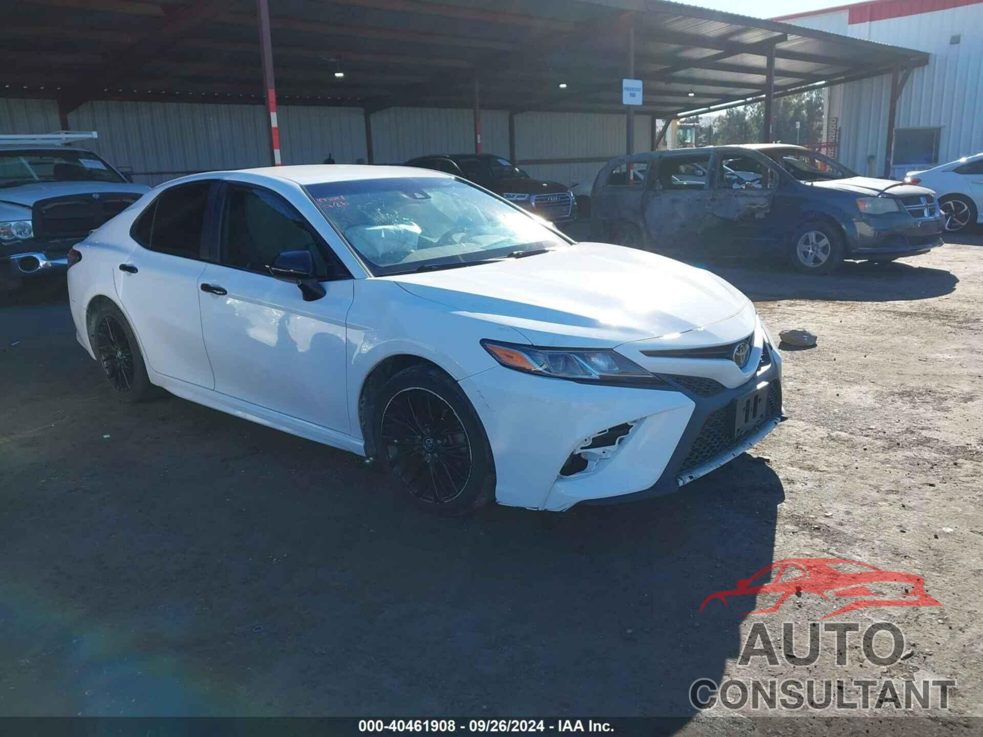 TOYOTA CAMRY 2020 - 4T1G11AK2LU326800