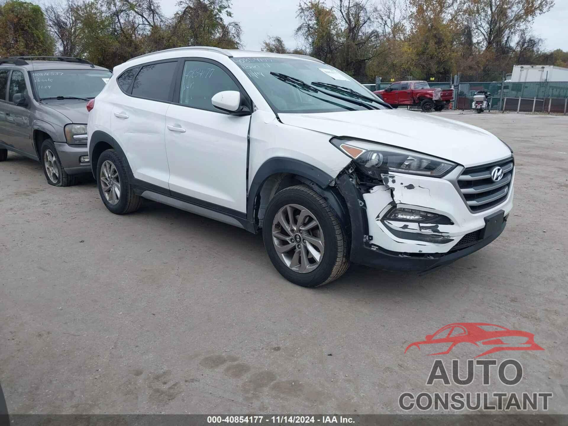 HYUNDAI TUCSON 2018 - KM8J3CA40JU773359