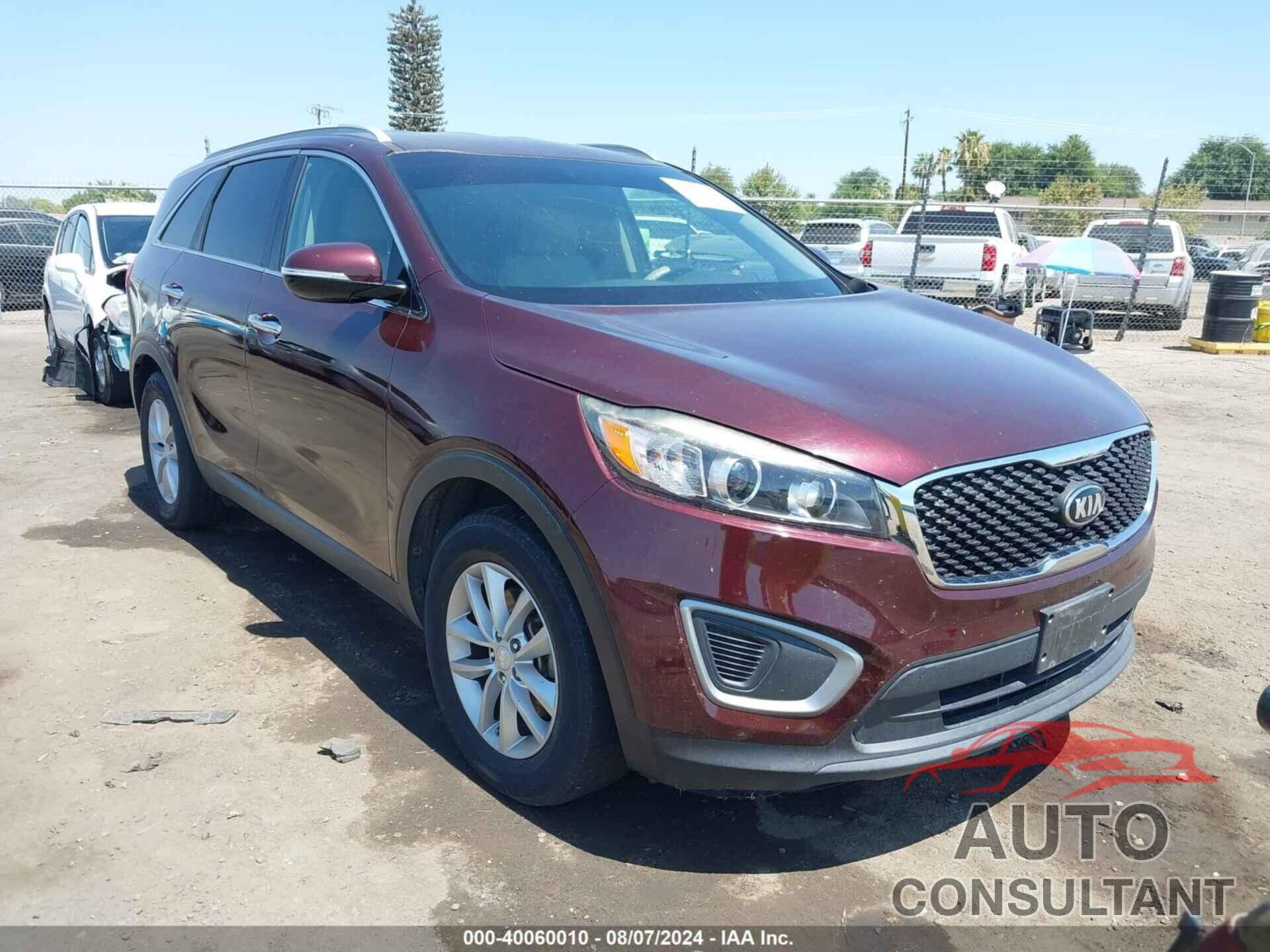 KIA SORENTO 2018 - 5XYPG4A31JG339789