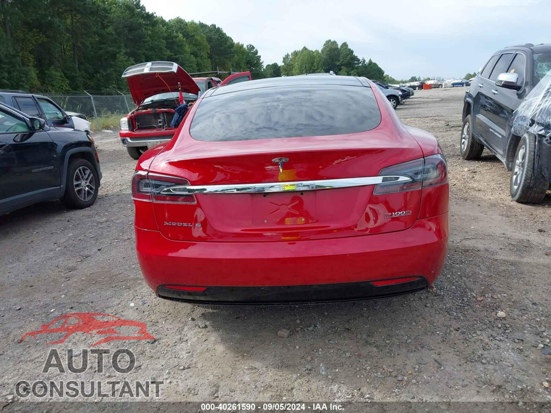 TESLA MODEL S 2017 - 5YJSA1E44HF221007