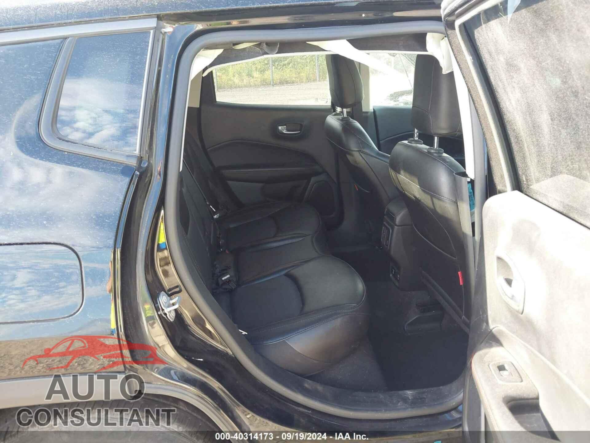 JEEP COMPASS 2020 - 3C4NJDDB2LT230863