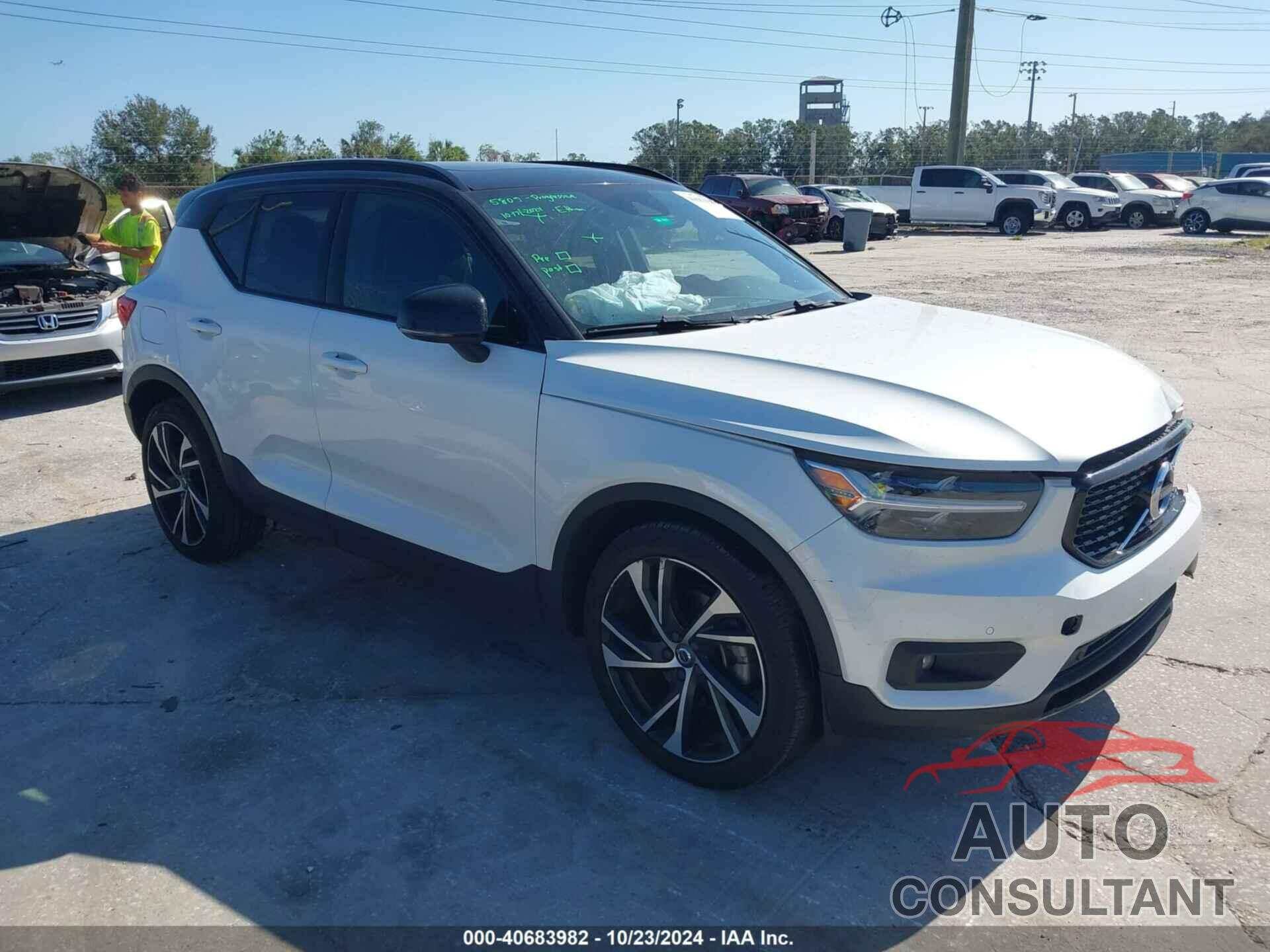 VOLVO XC40 2020 - YV4162UM4L2348854