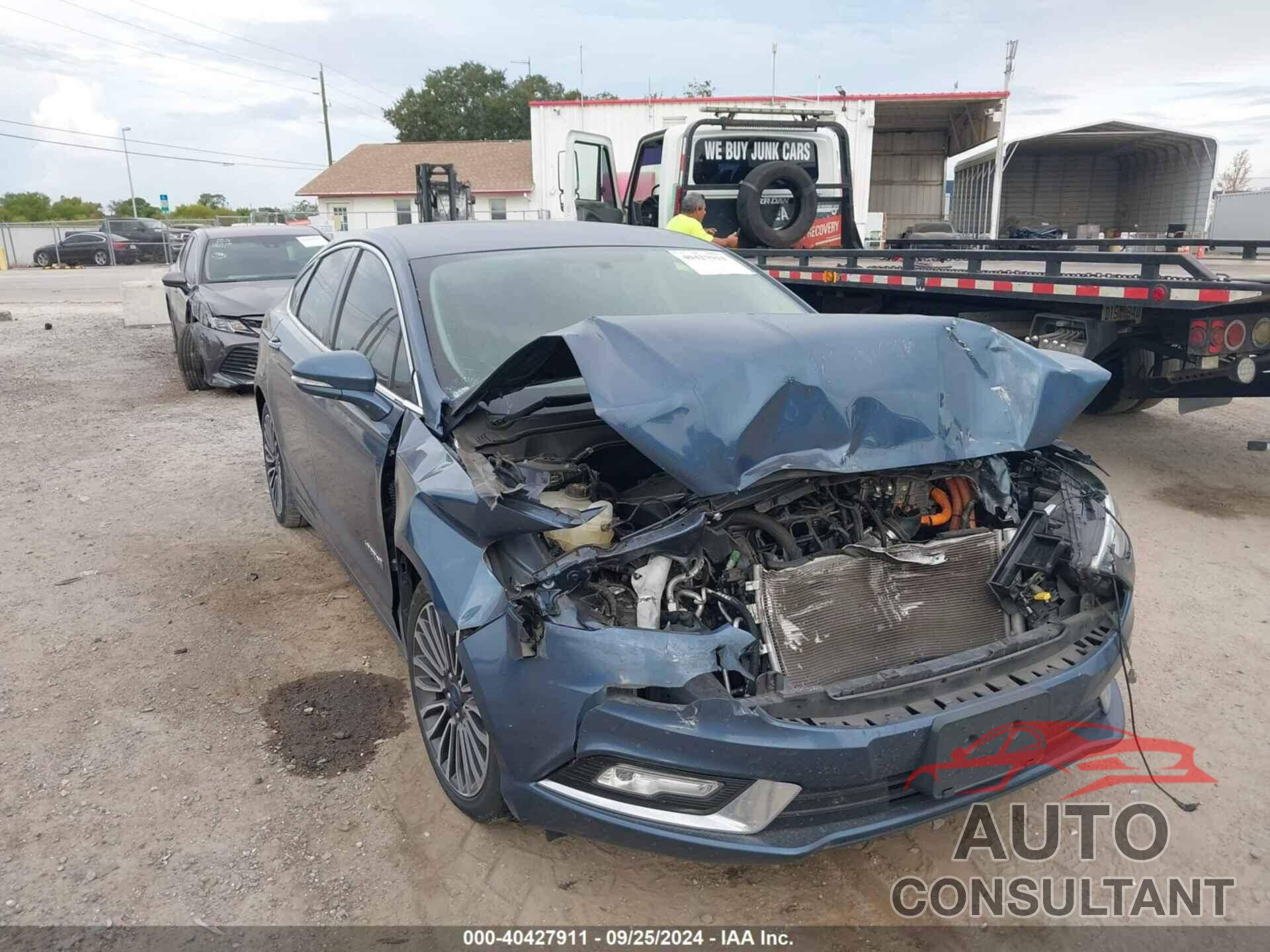 FORD FUSION HYBRID 2018 - 3FA6P0RU2JR120160