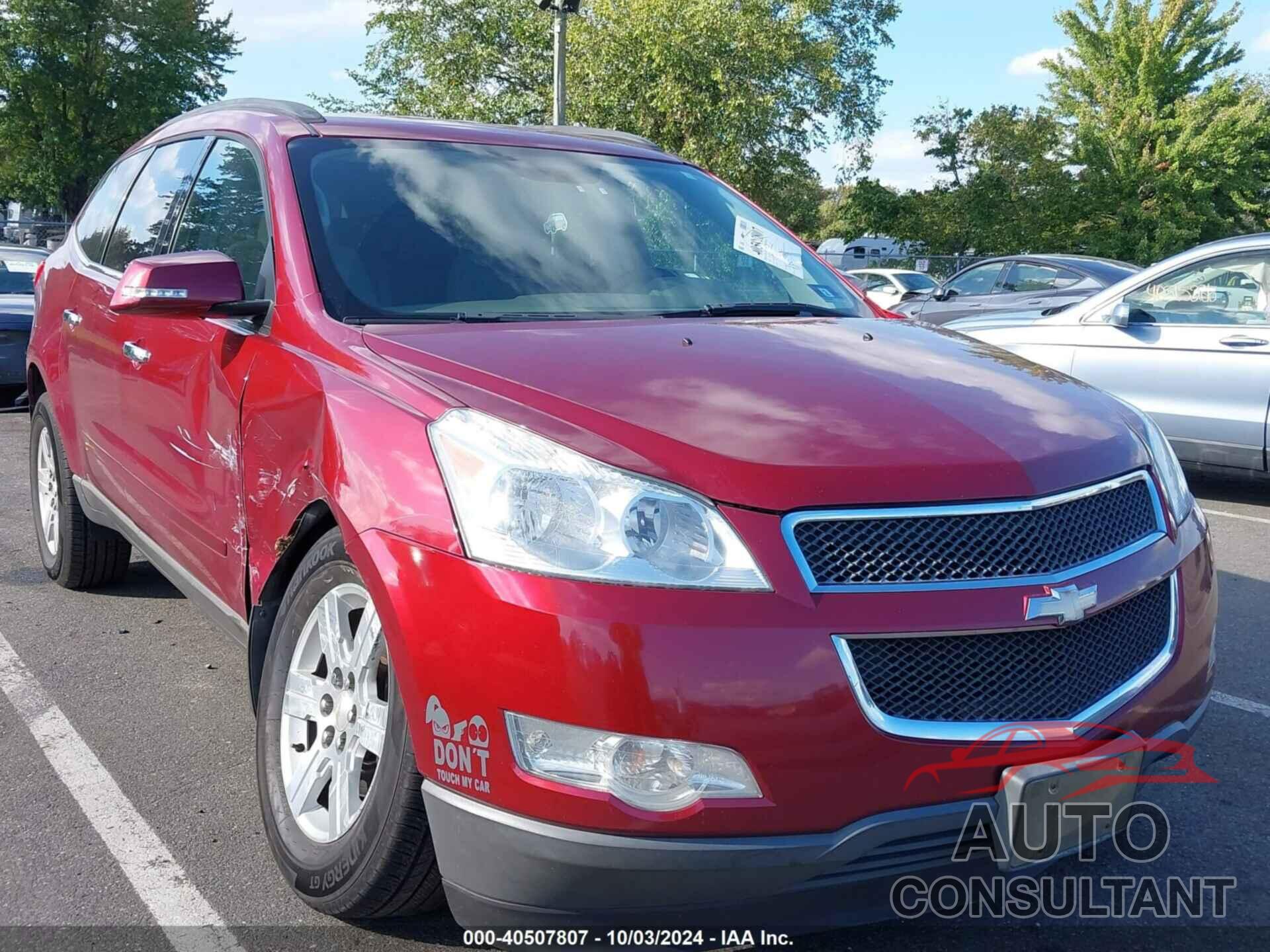 CHEVROLET TRAVERSE 2010 - 1GNLVFED5AJ240418