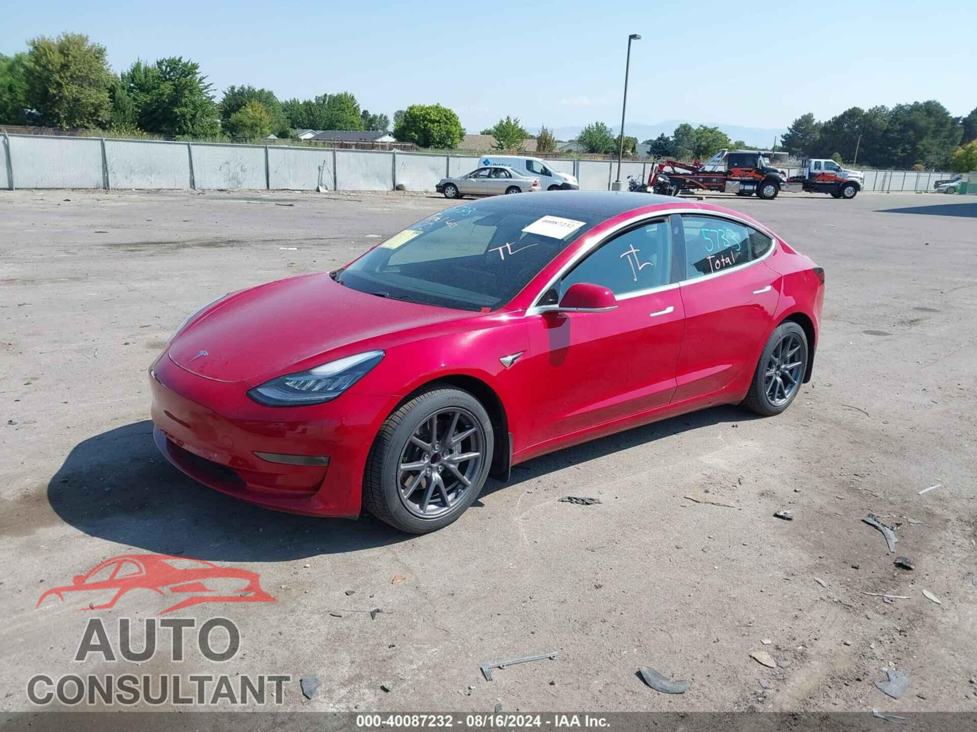 TESLA MODEL 3 2018 - 5YJ3E1EA5JF032452