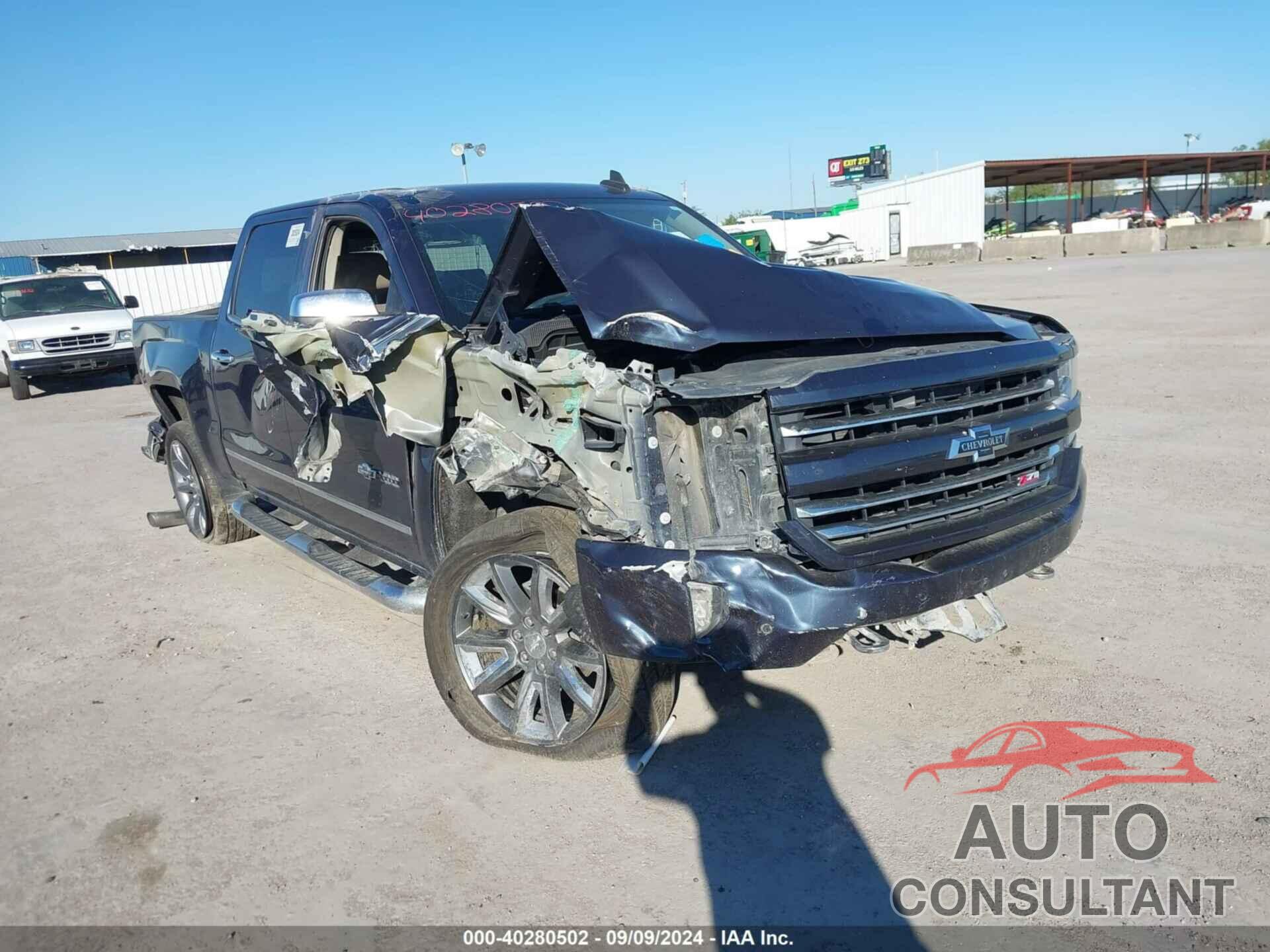 CHEVROLET SILVERADO 1500 2018 - 3GCUKSEC9JG286745