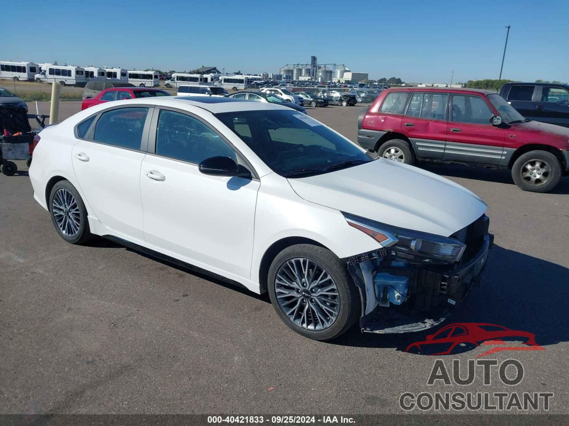 KIA FORTE 2023 - 3KPF54AD2PE631208