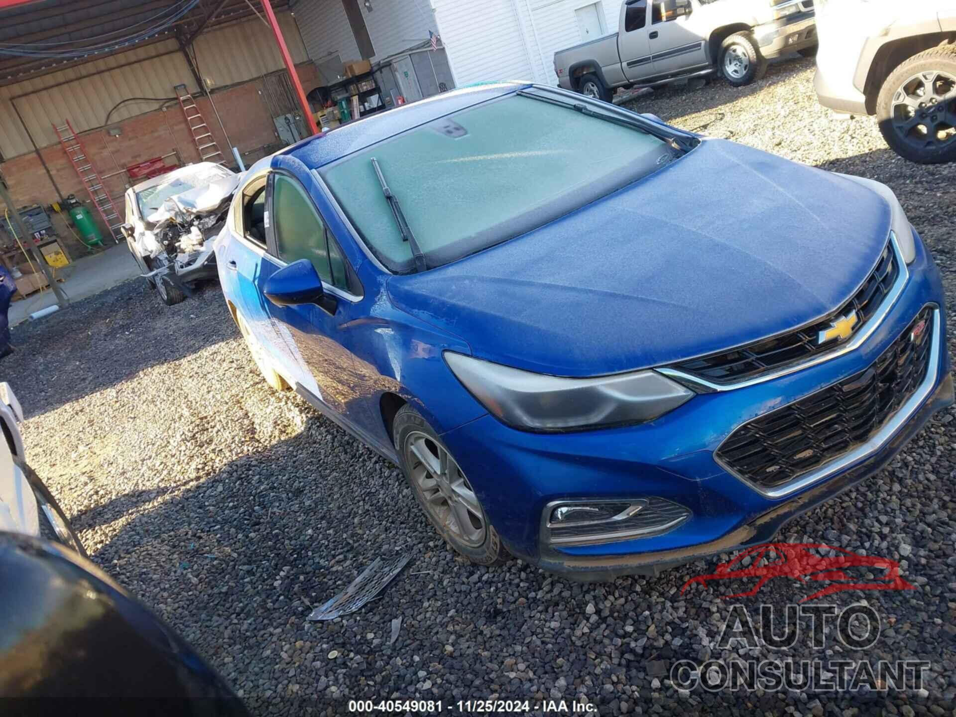 CHEVROLET CRUZE 2018 - 1G1BE5SM9J7128732