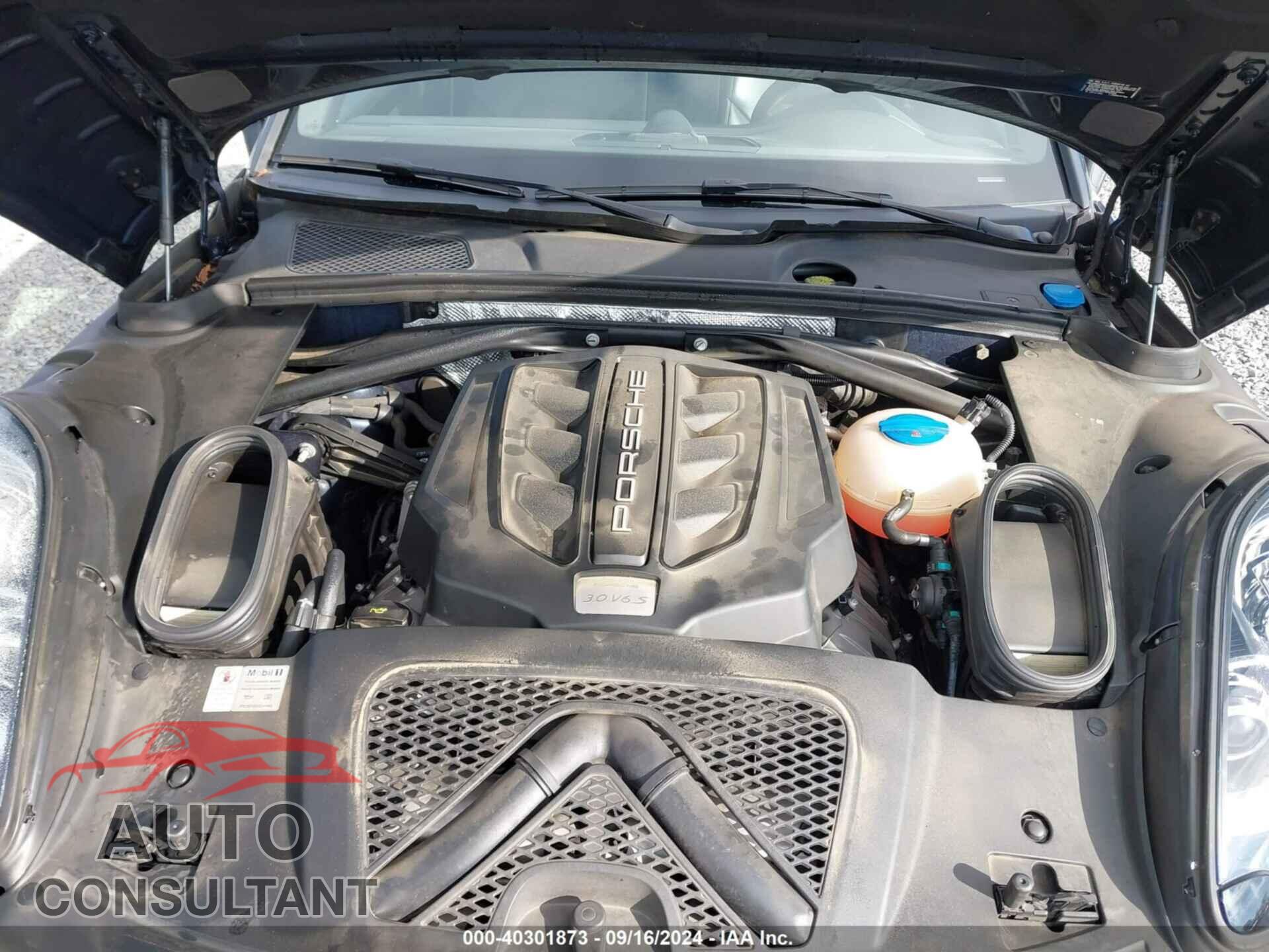 PORSCHE MACAN 2017 - WP1AB2A54HLB17397