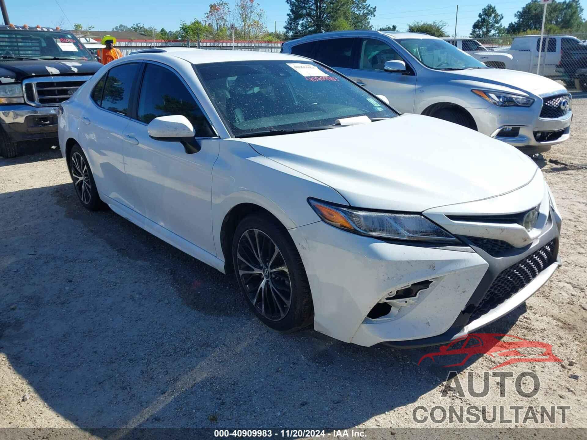 TOYOTA CAMRY 2019 - 4T1B11HK8KU733244