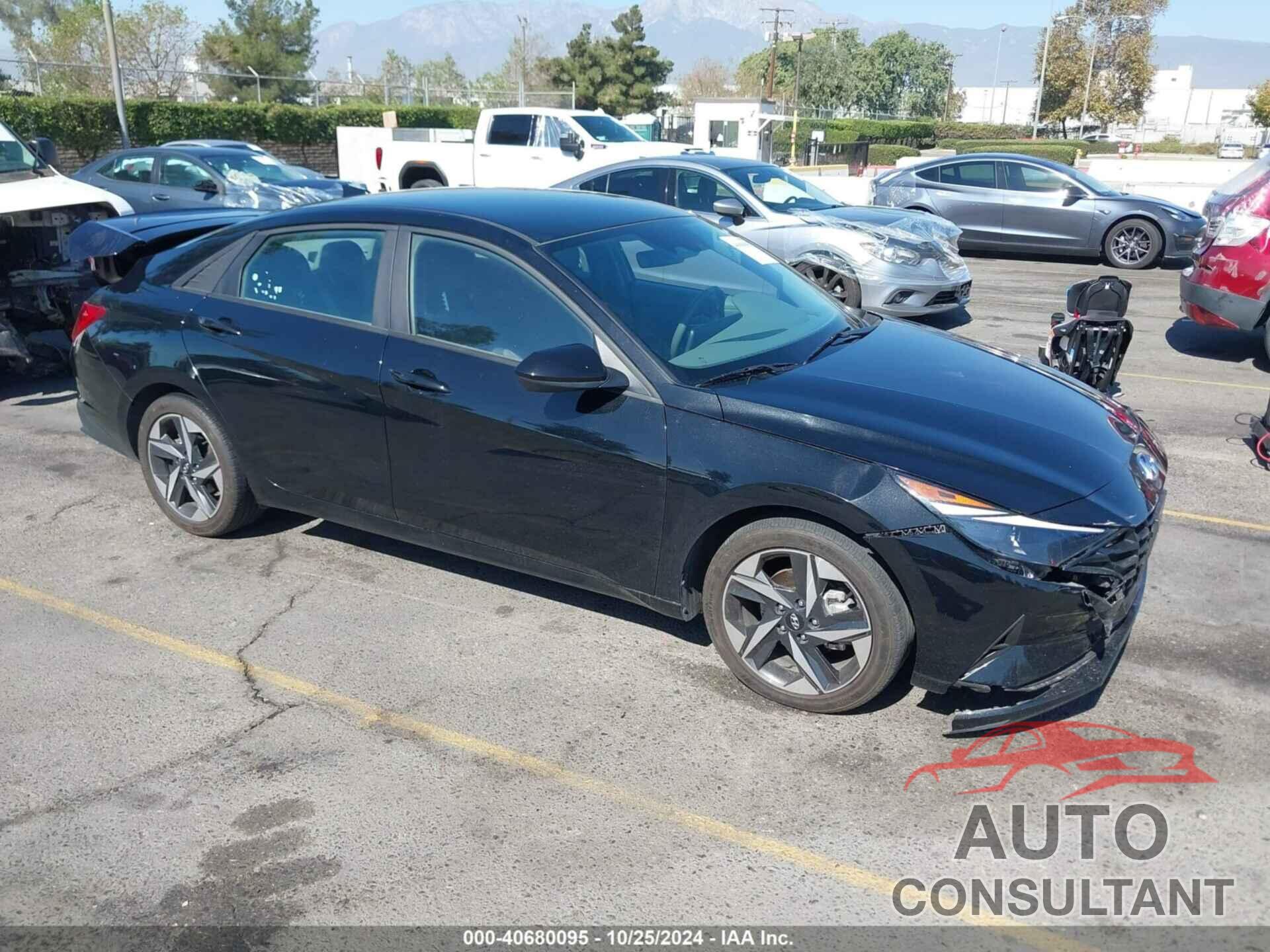 HYUNDAI ELANTRA 2023 - KMHLS4AG8PU521184