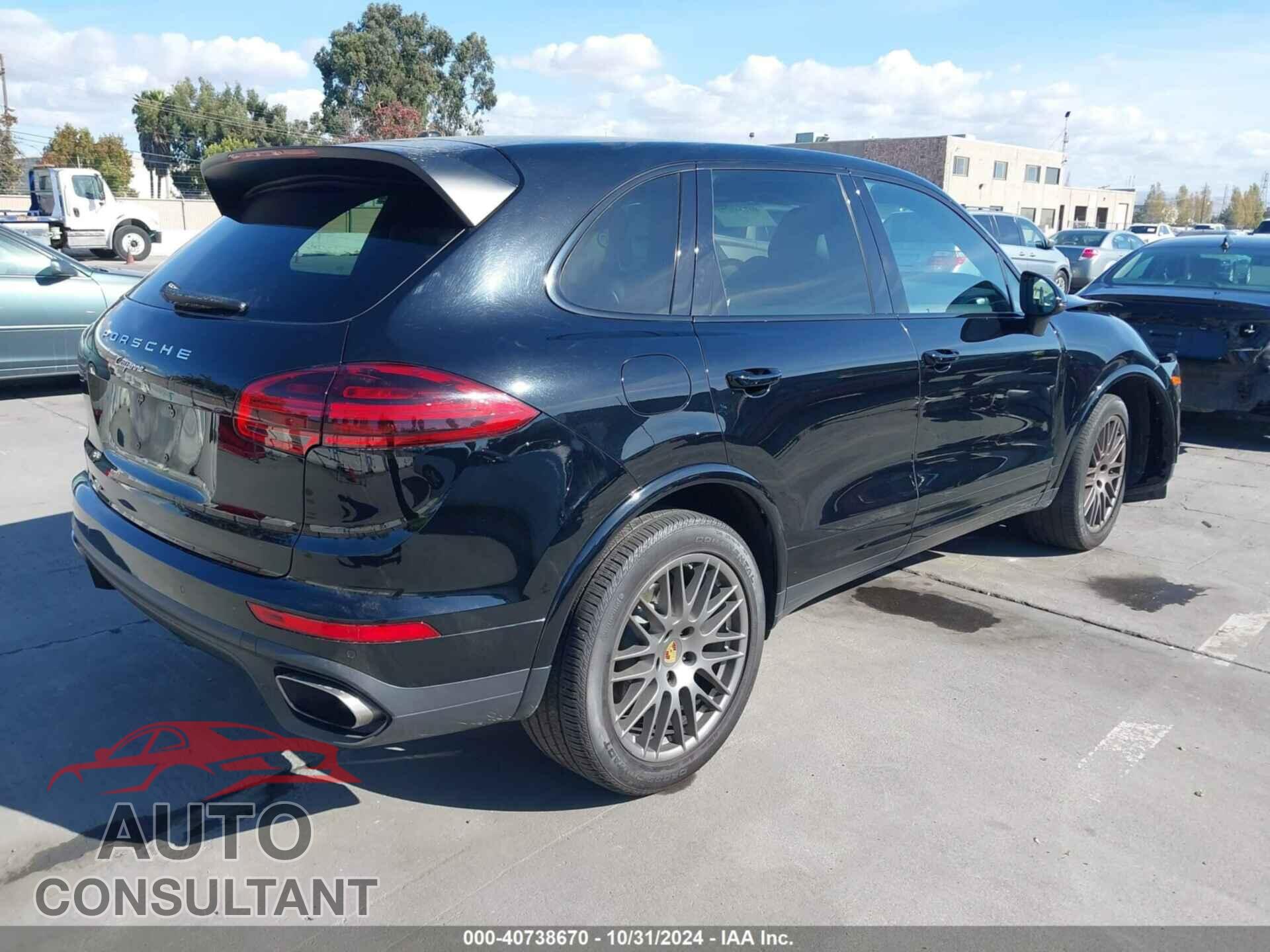 PORSCHE CAYENNE 2017 - WP1AA2A28HKA83737