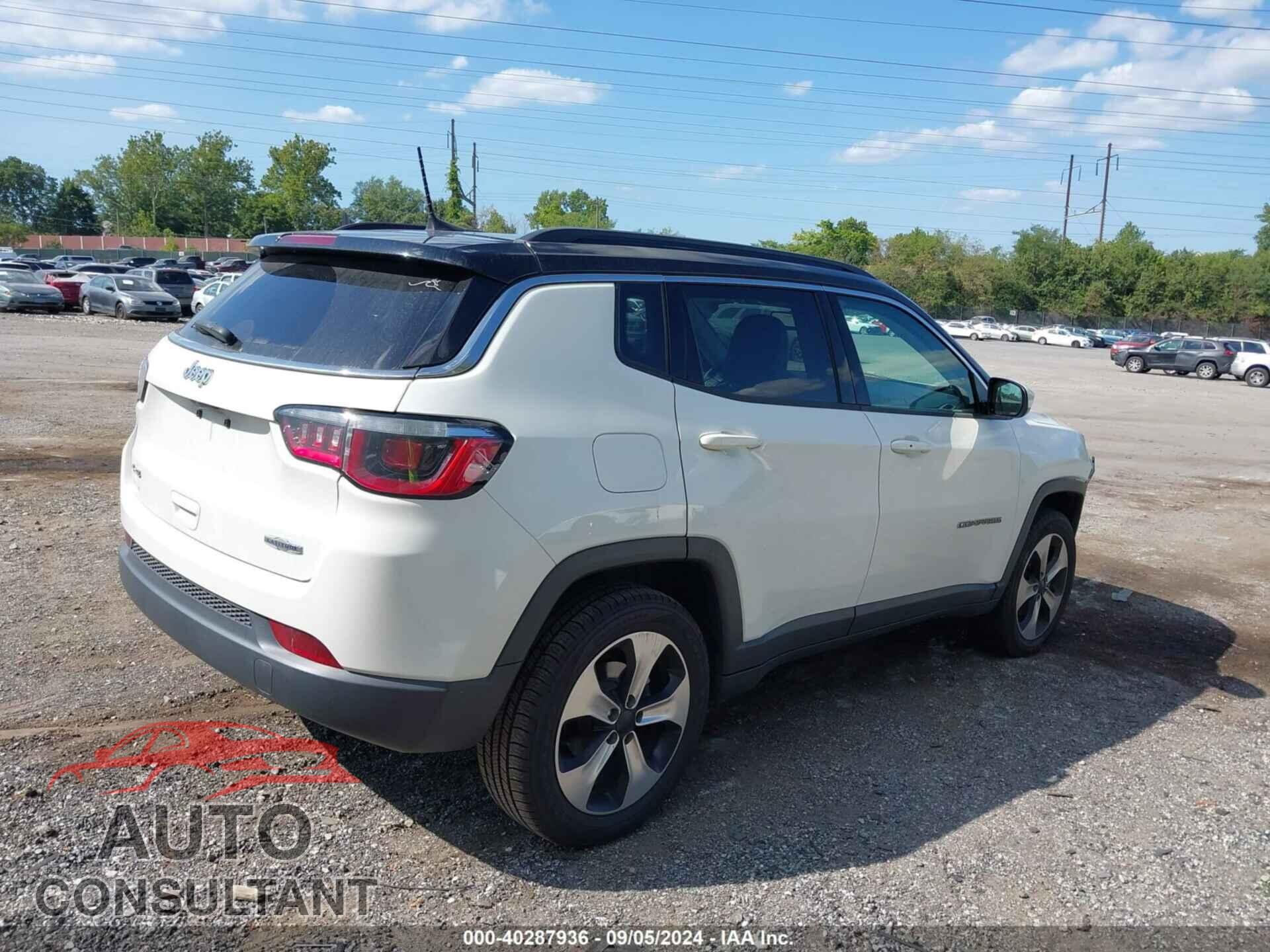 JEEP COMPASS 2018 - 3C4NJDBB1JT231101