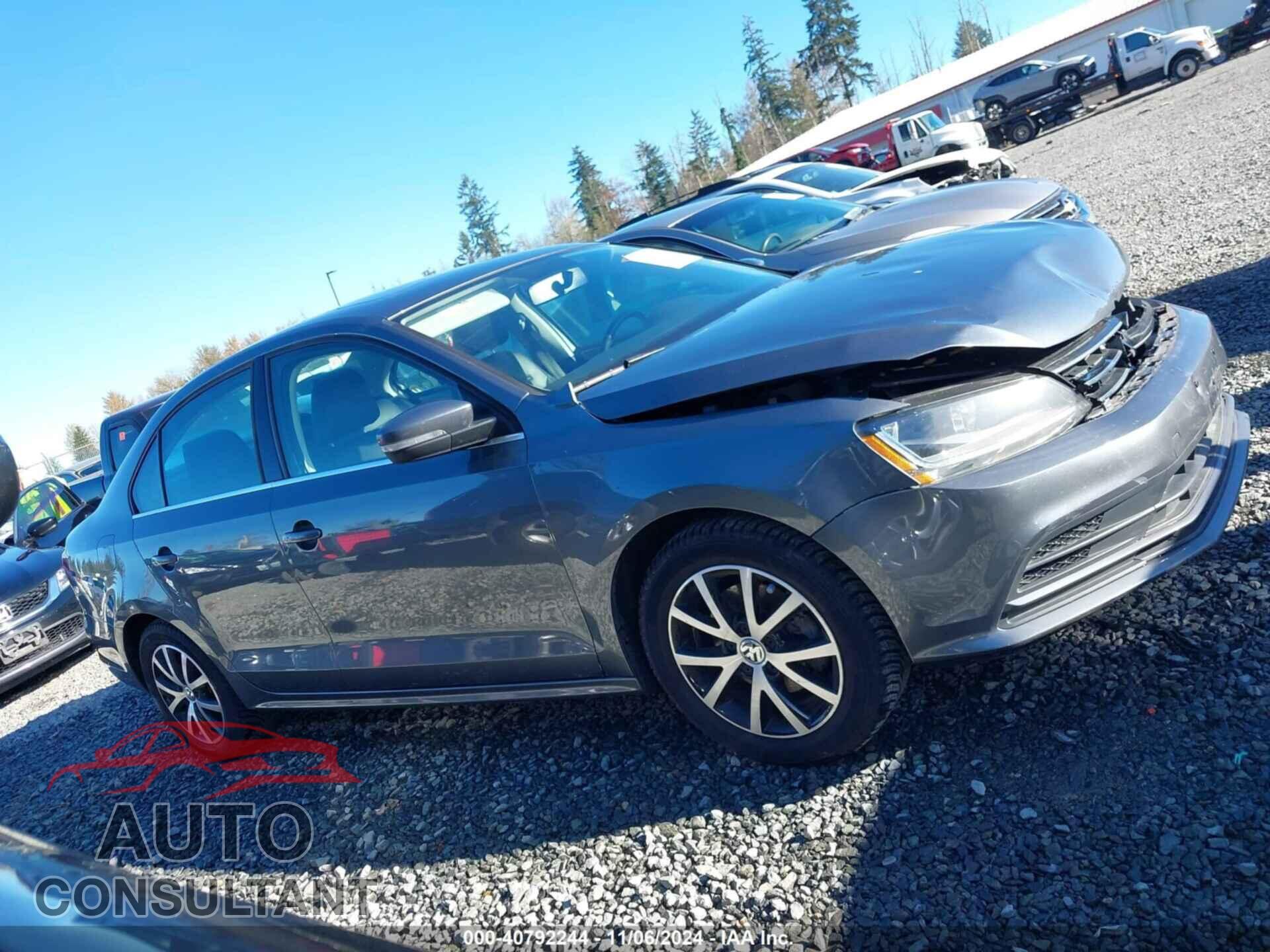 VOLKSWAGEN JETTA 2017 - 3VWDB7AJ9HM238429