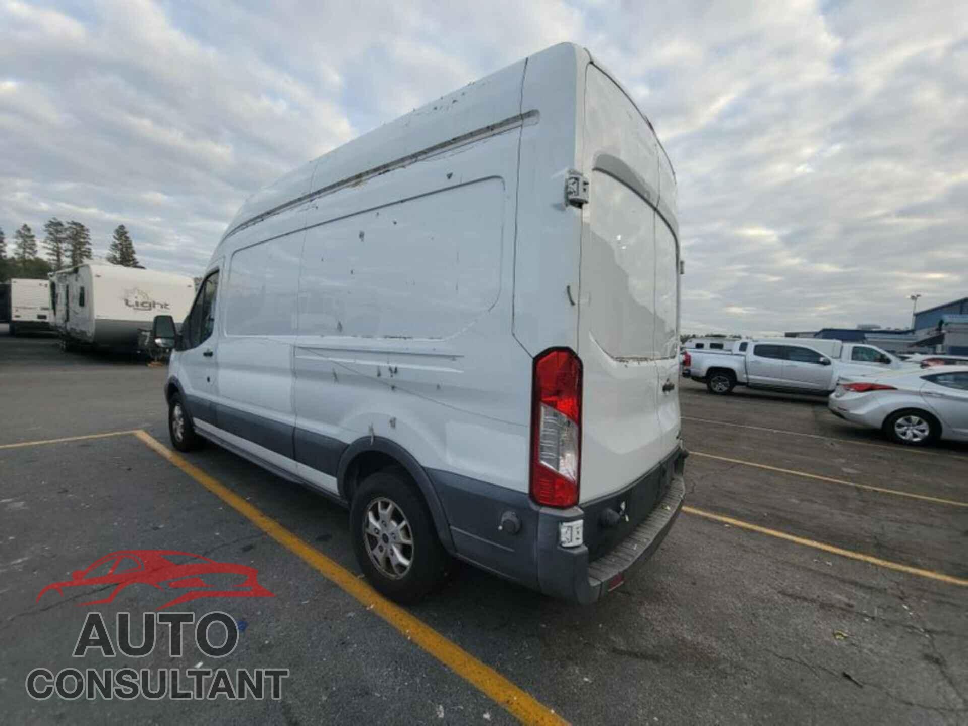FORD TRANSIT 2016 - 1FTYR2XM2GKA64665